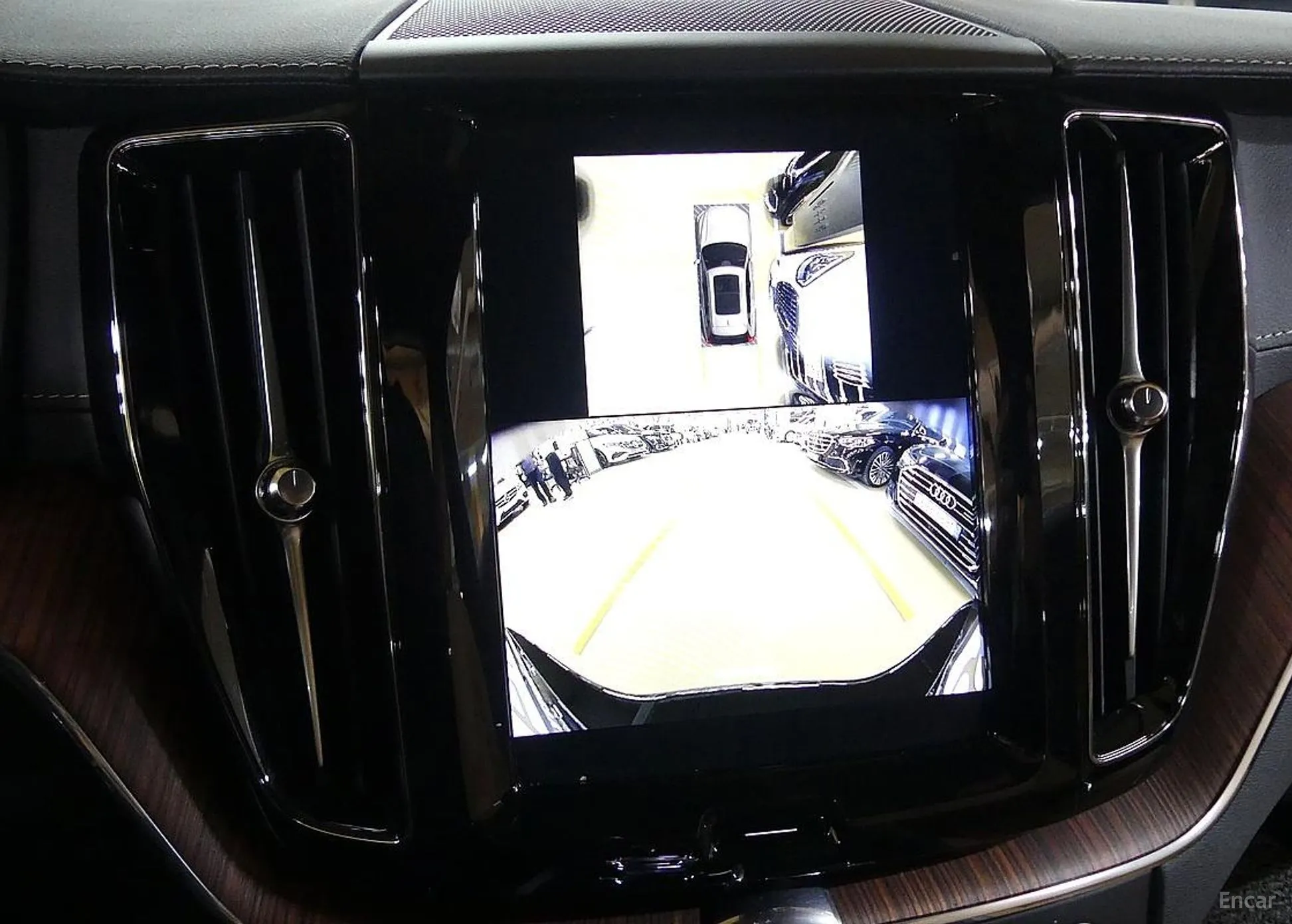 Volvo XC60 Gen 2 превью 15