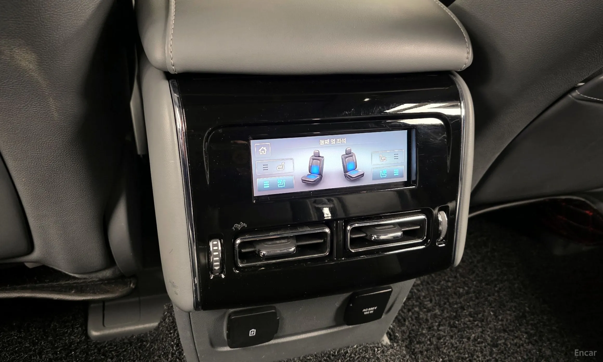 Lincoln Aviator 2nd Generation превью 19