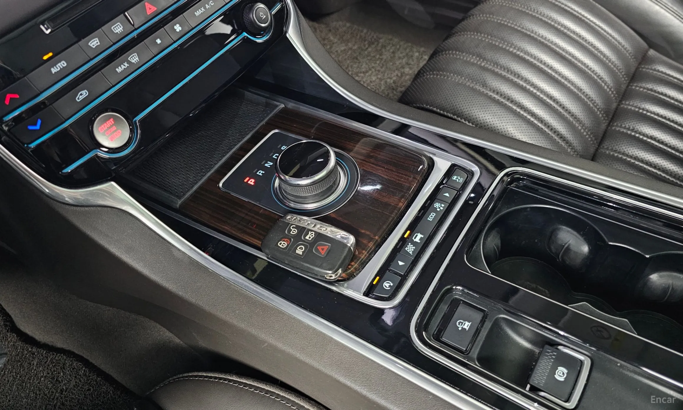 Jaguar XF (x260) превью 9