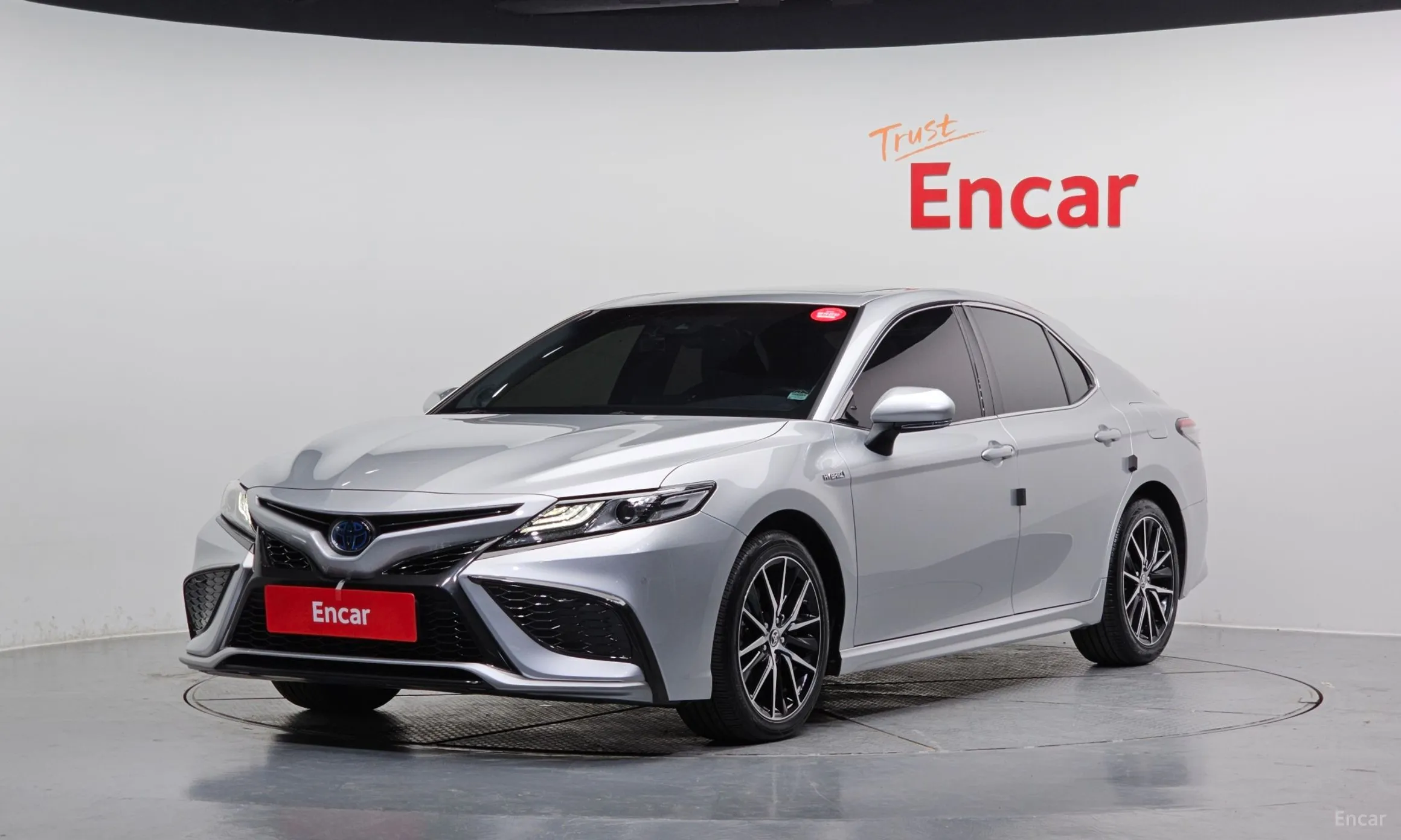 Camry (XV70)