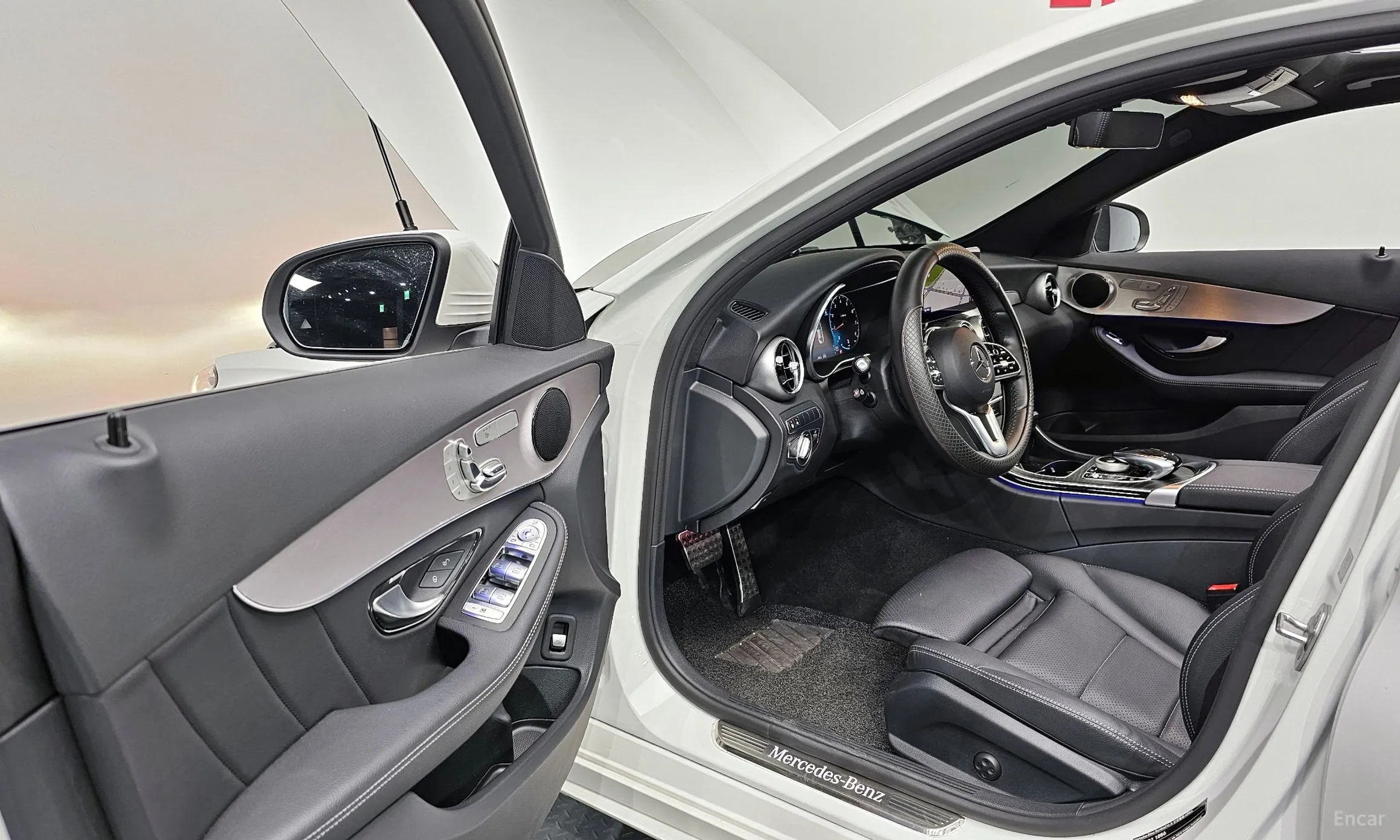 Mercedes Benz C-Class W205 превью 11