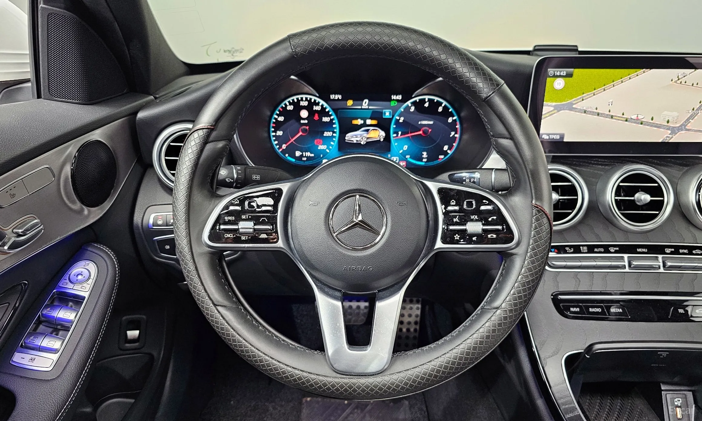 Mercedes Benz C-Class W205 превью 13