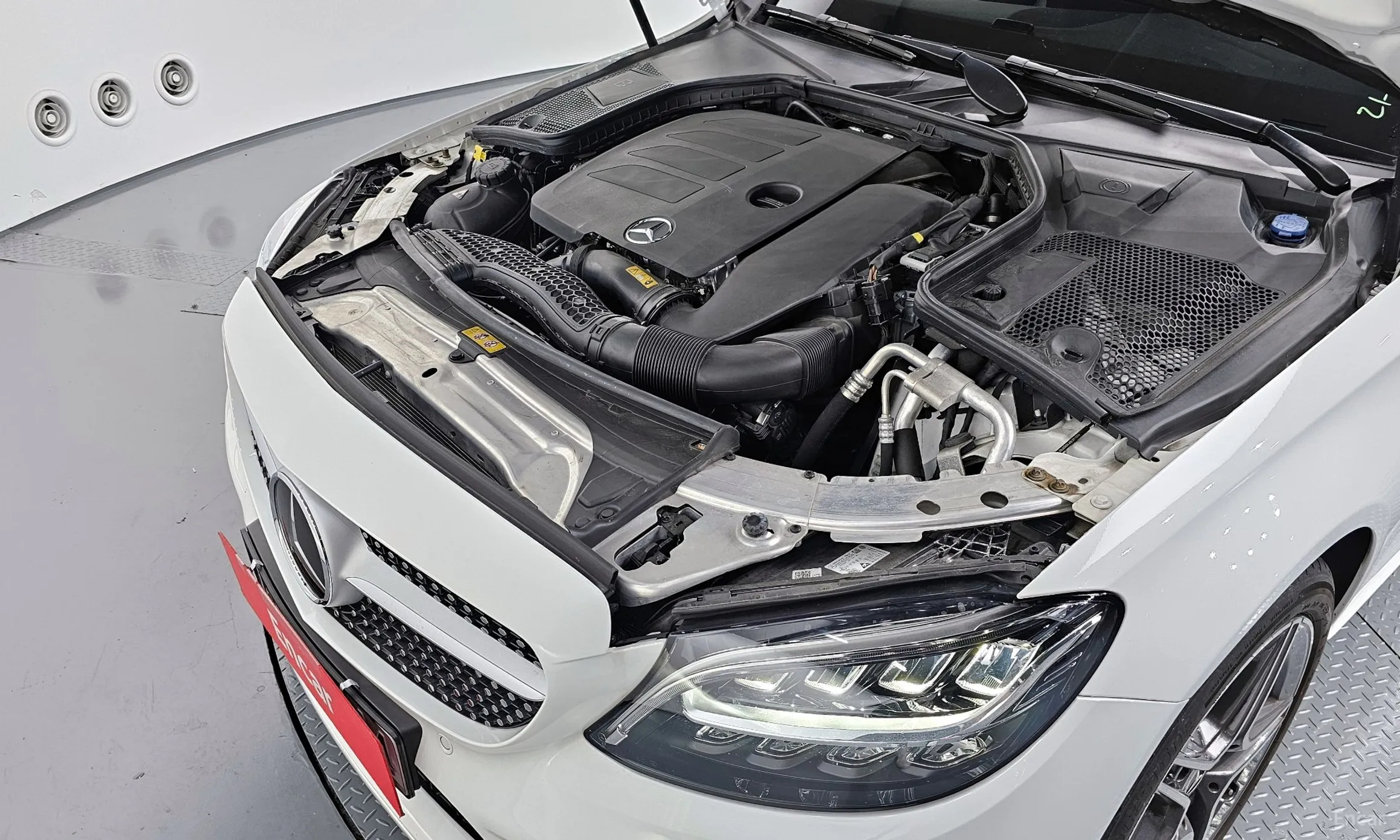 Mercedes Benz C-Class W205 превью 6