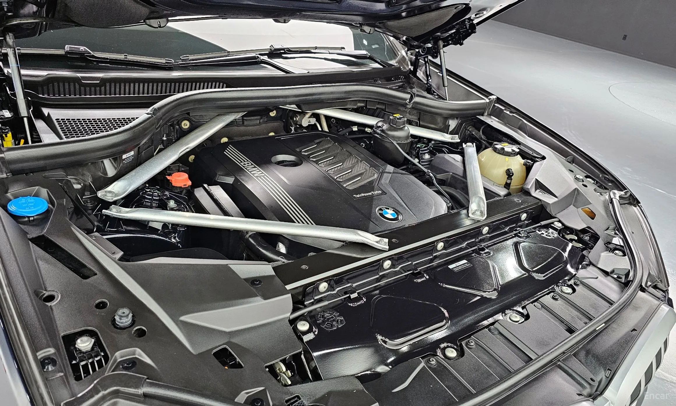 BMW X6 (G06) превью 14