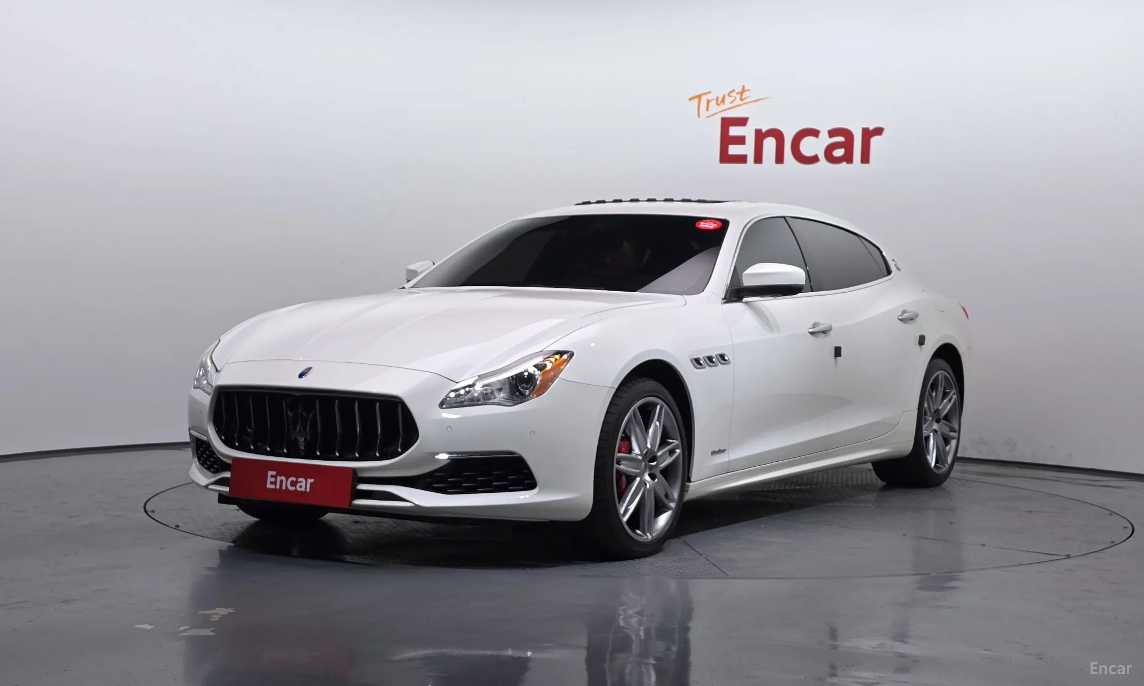 Maserati Quattroporte