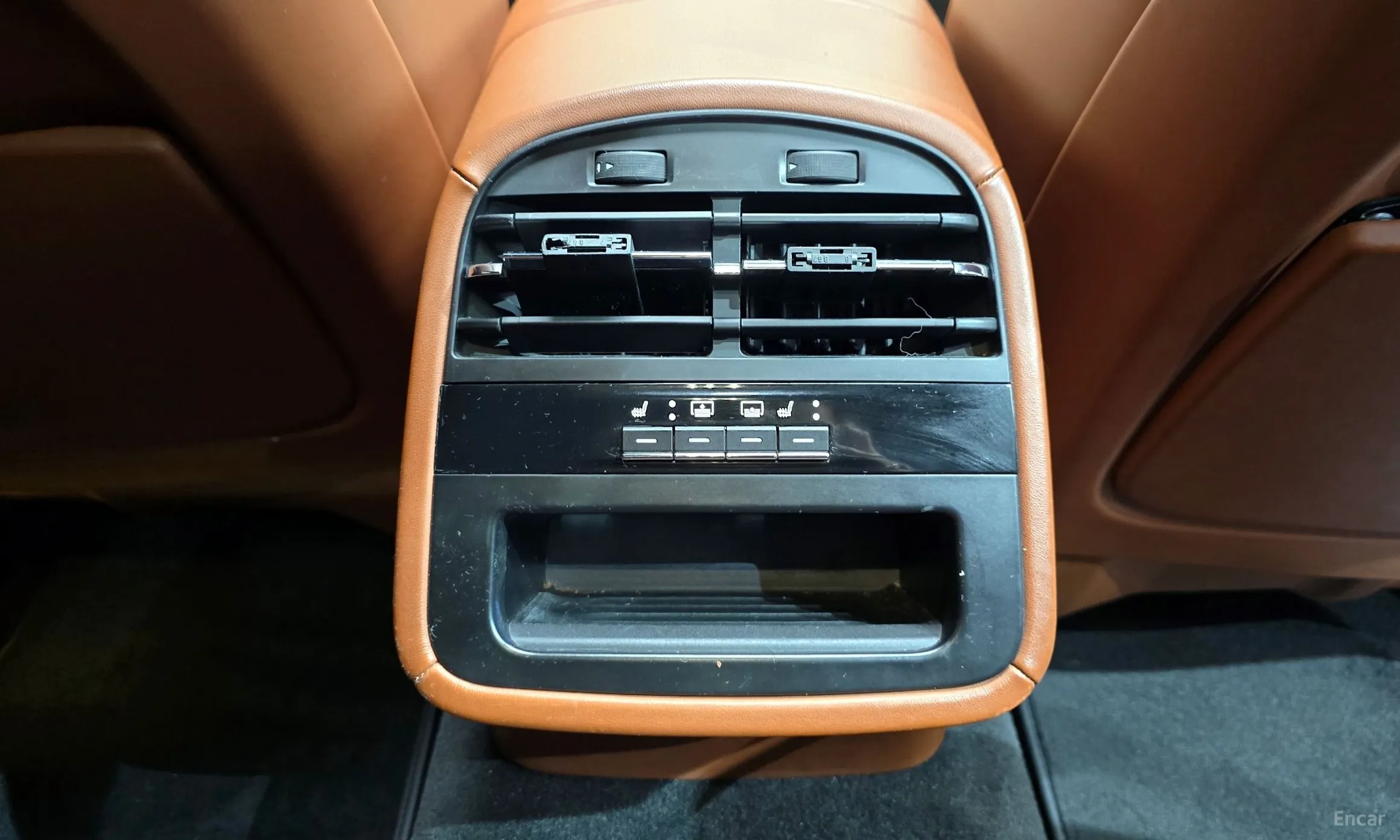 Maserati Quattroporte превью 19