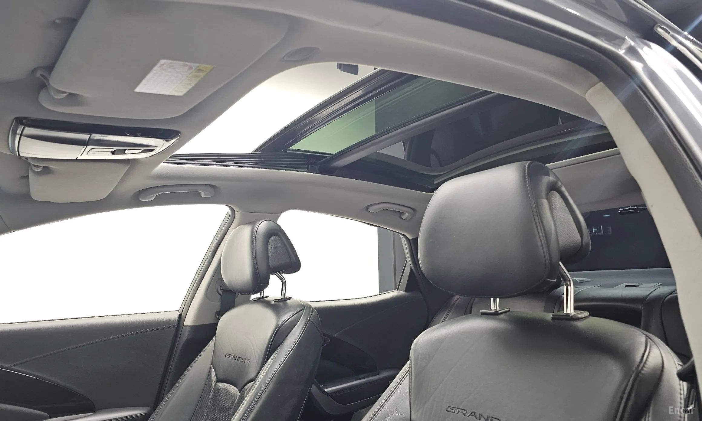 Hyundai Grandeur HG превью 20