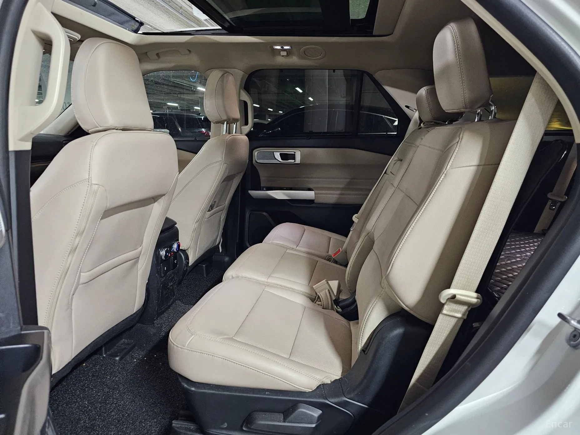 Ford Explorer 6th Generation превью 13