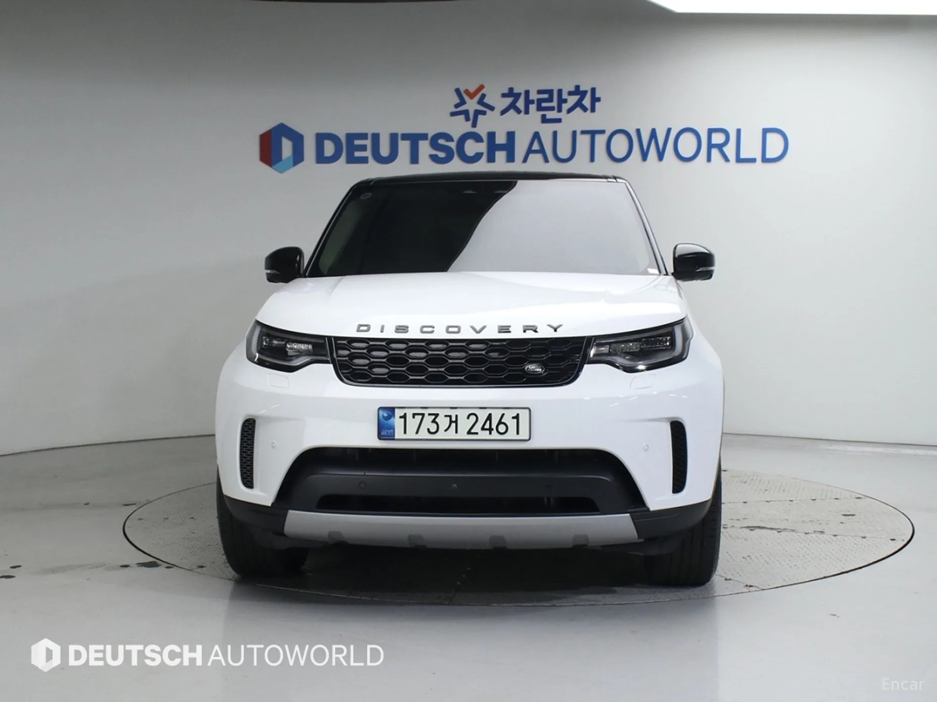 Land Rover Discovery 5 превью 3