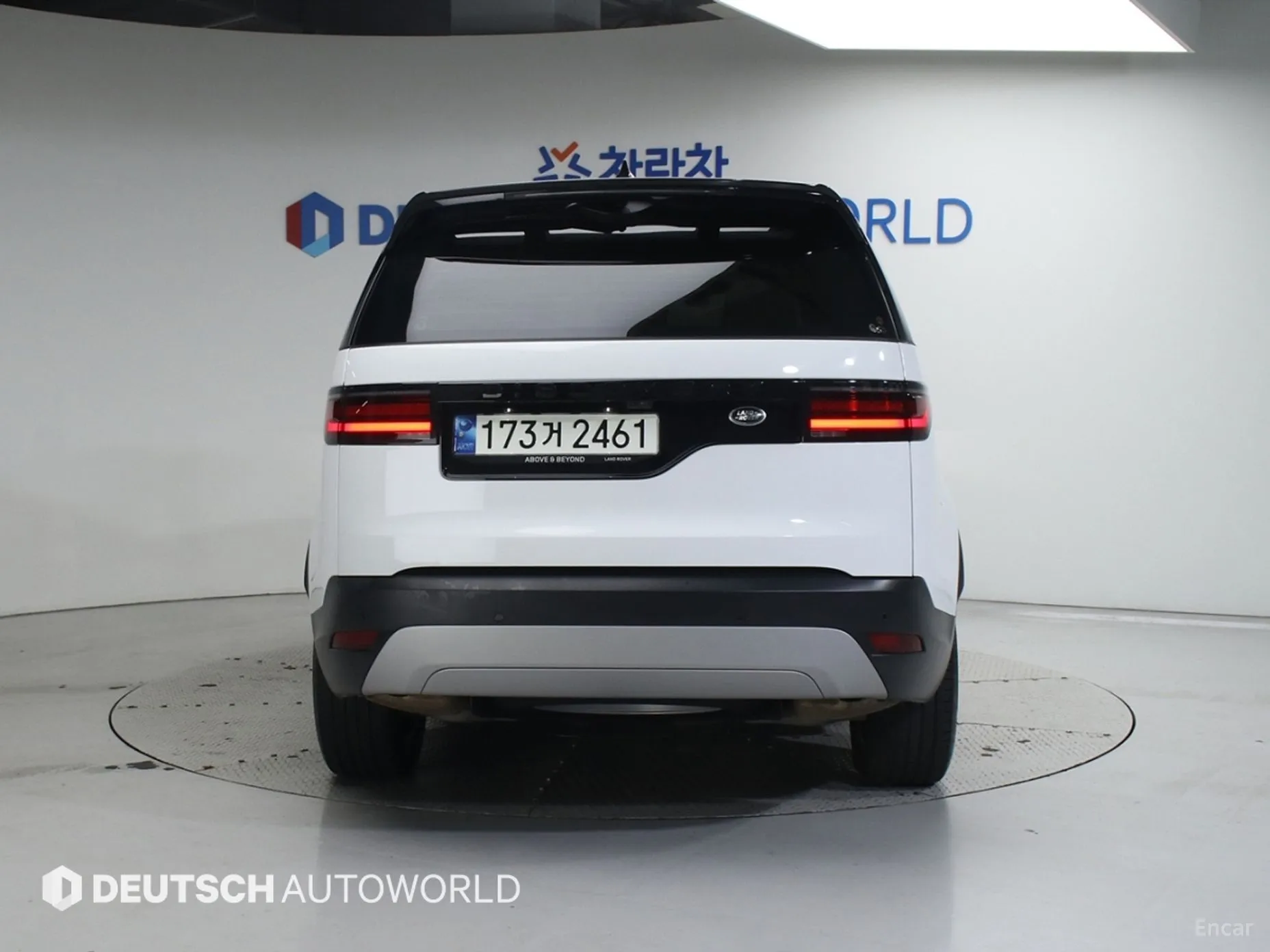 Land Rover Discovery 5 превью 4