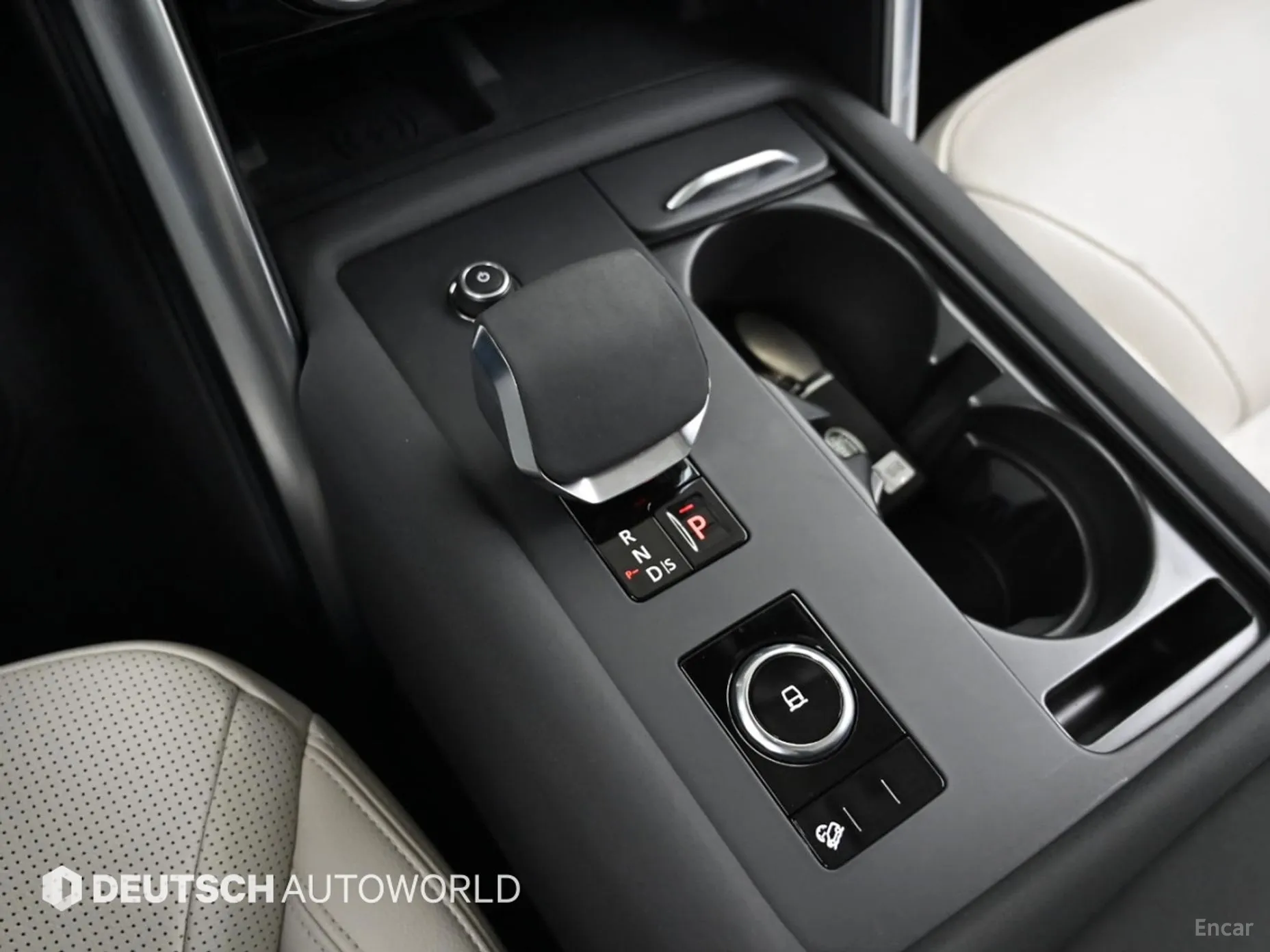 Land Rover Discovery 5 превью 9