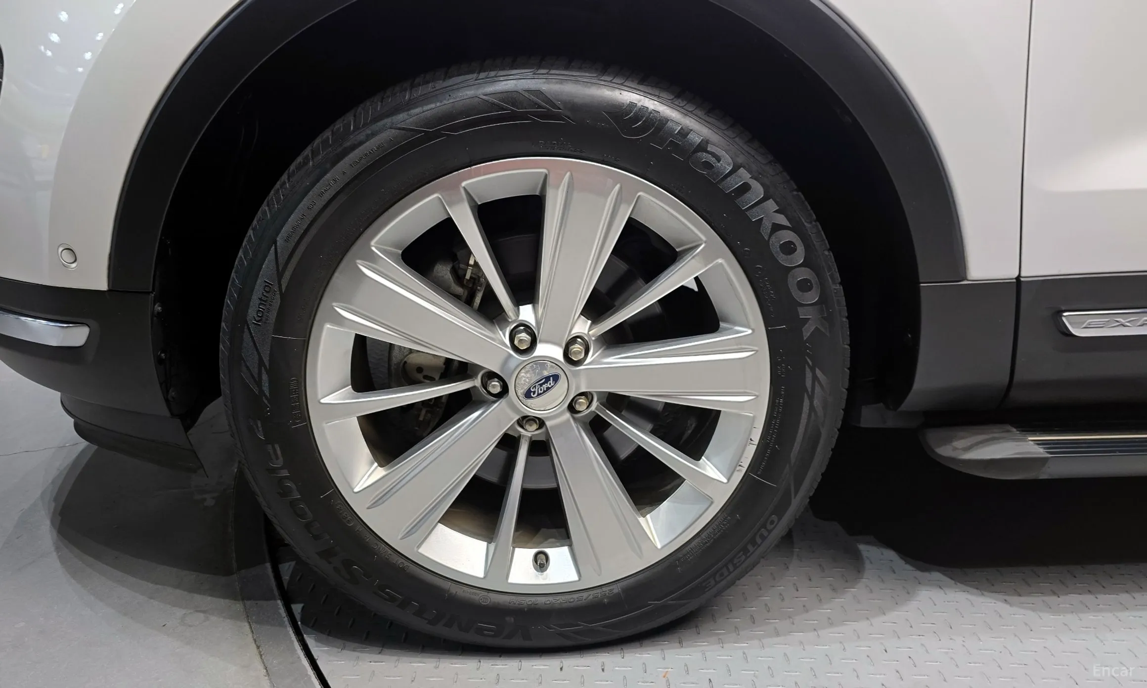 Ford Explorer превью 5