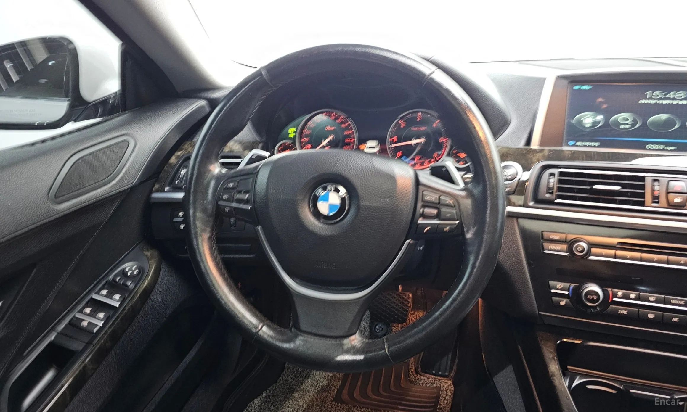 BMW 6 Series (F12) превью 13