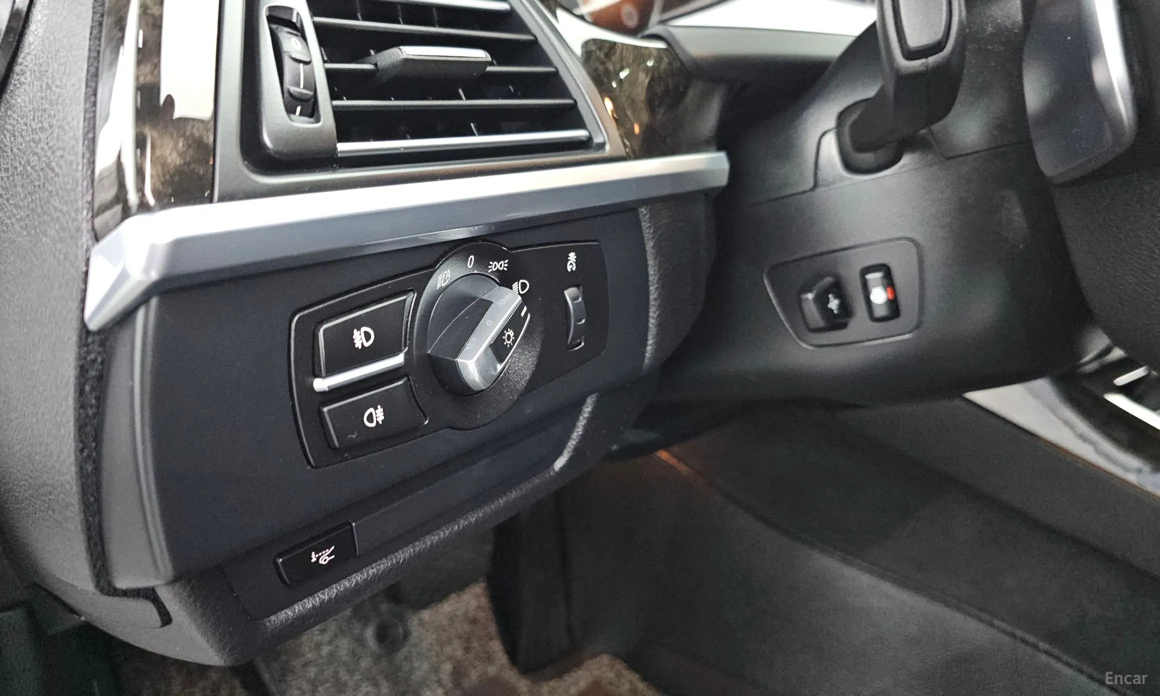 BMW 6 Series (F12) превью 16