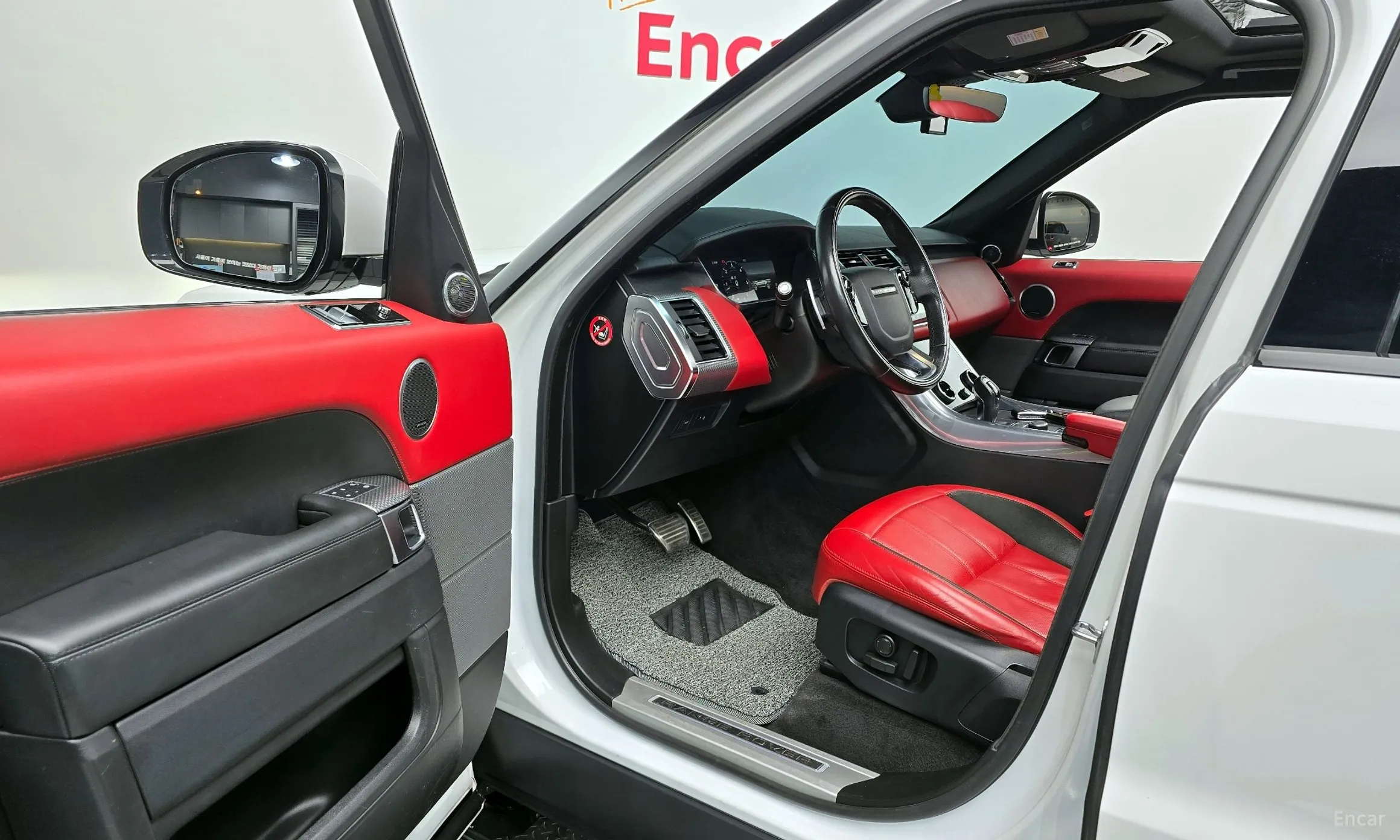 Land Rover Range Rover Sport 2nd Generation превью 11