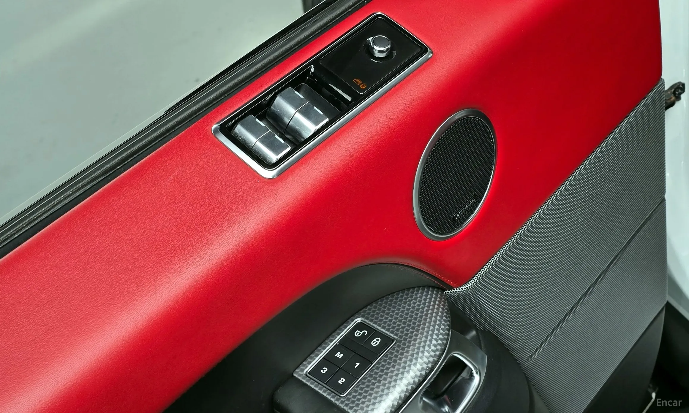 Land Rover Range Rover Sport 2nd Generation превью 18