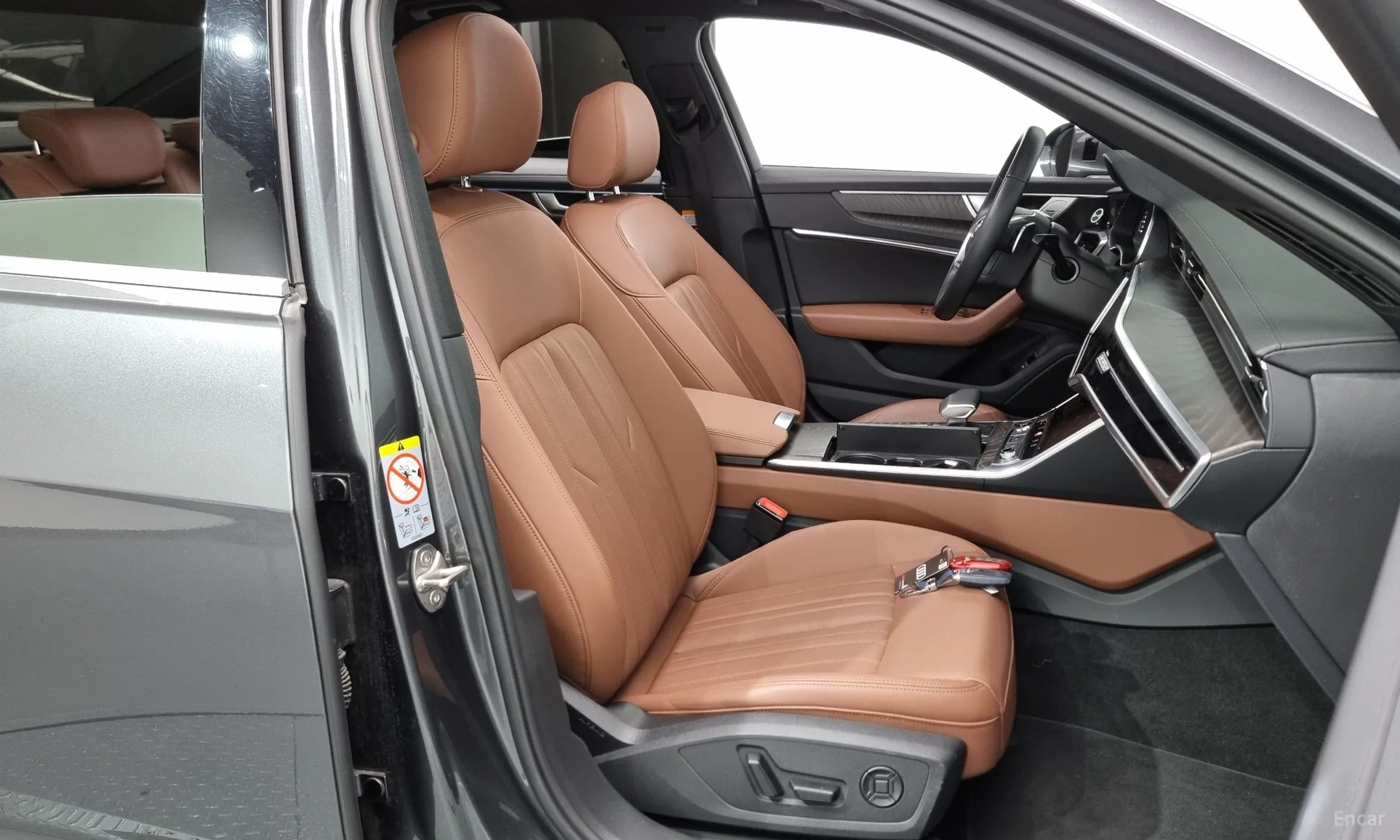 Audi A6 (C8) превью 10