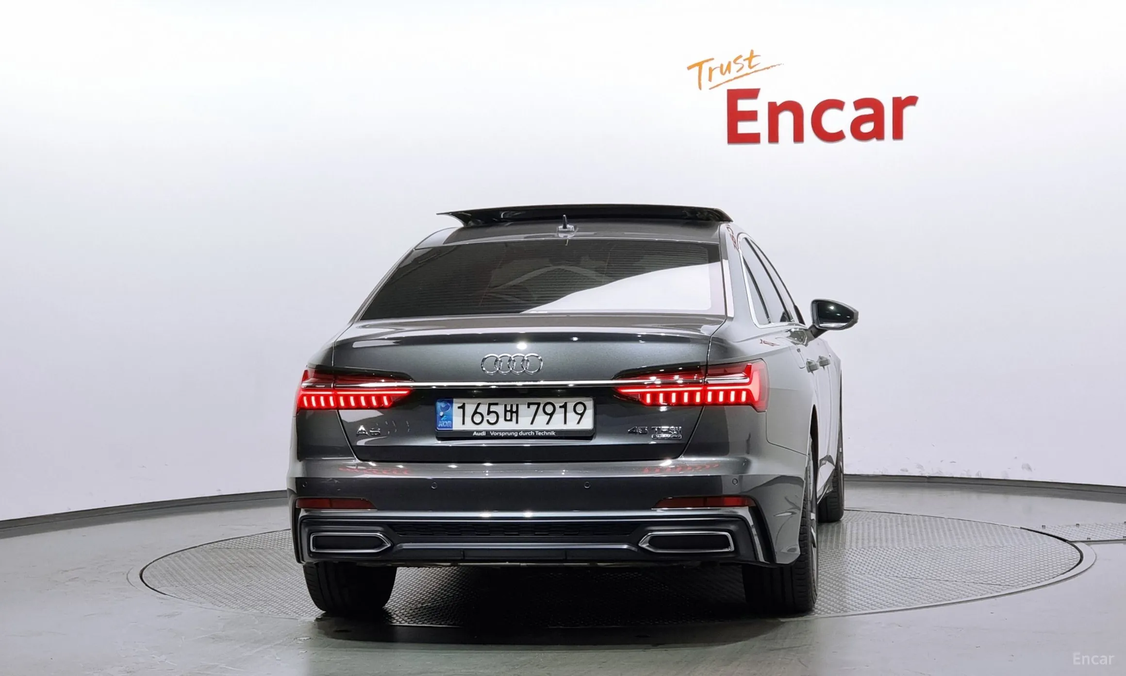 Audi A6 (C8) превью 4
