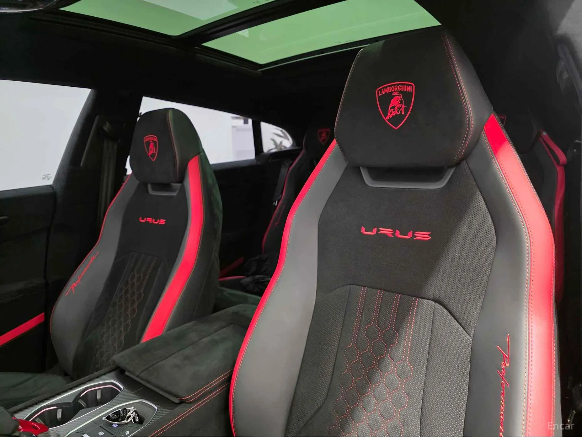 Lamborghini Urus превью 8