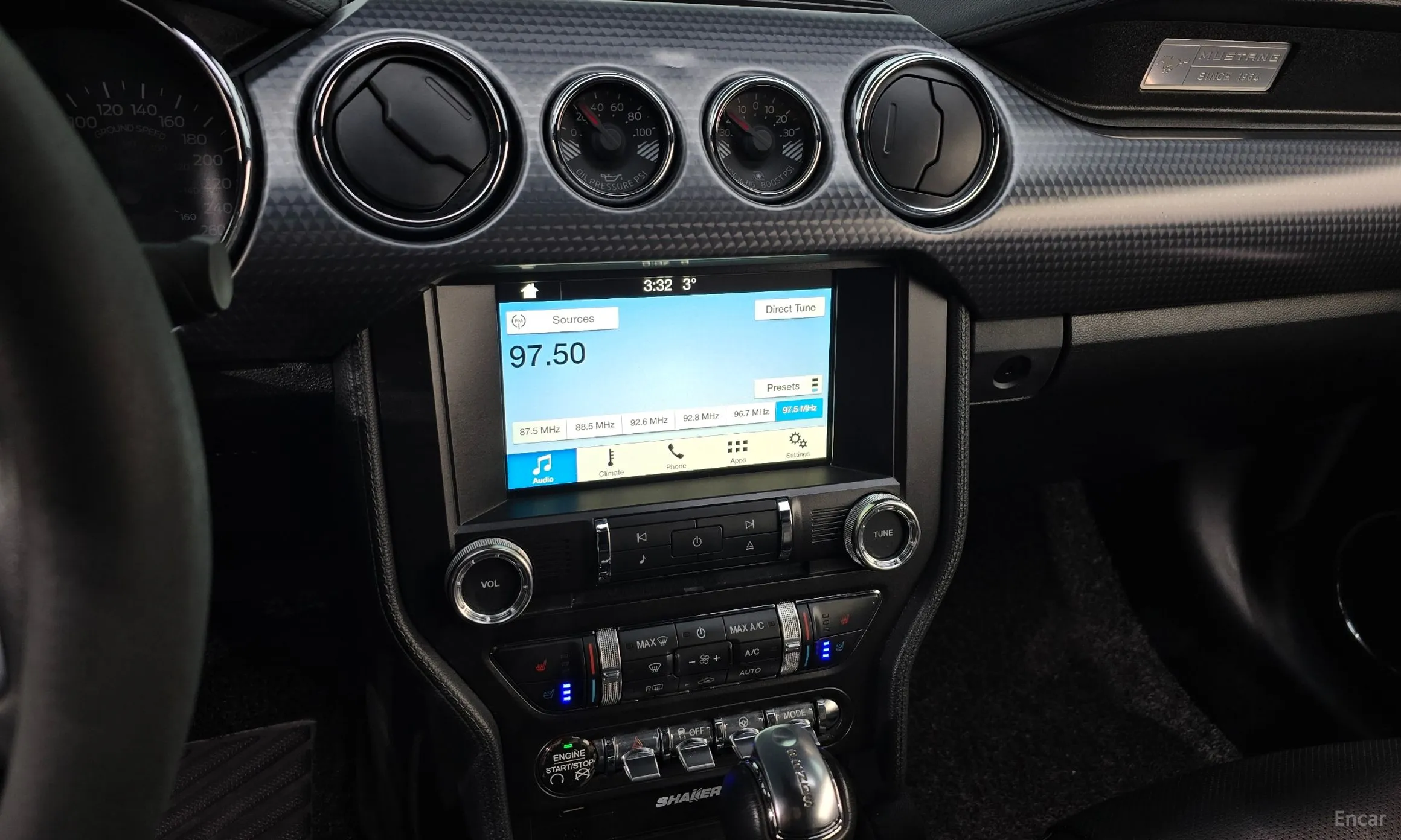 Ford Mustang превью 14