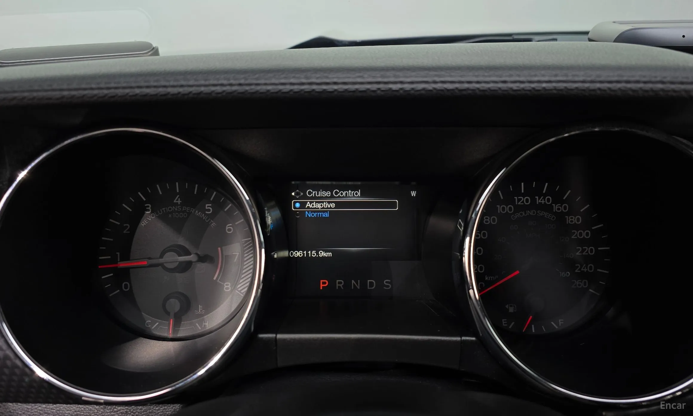 Ford Mustang превью 8