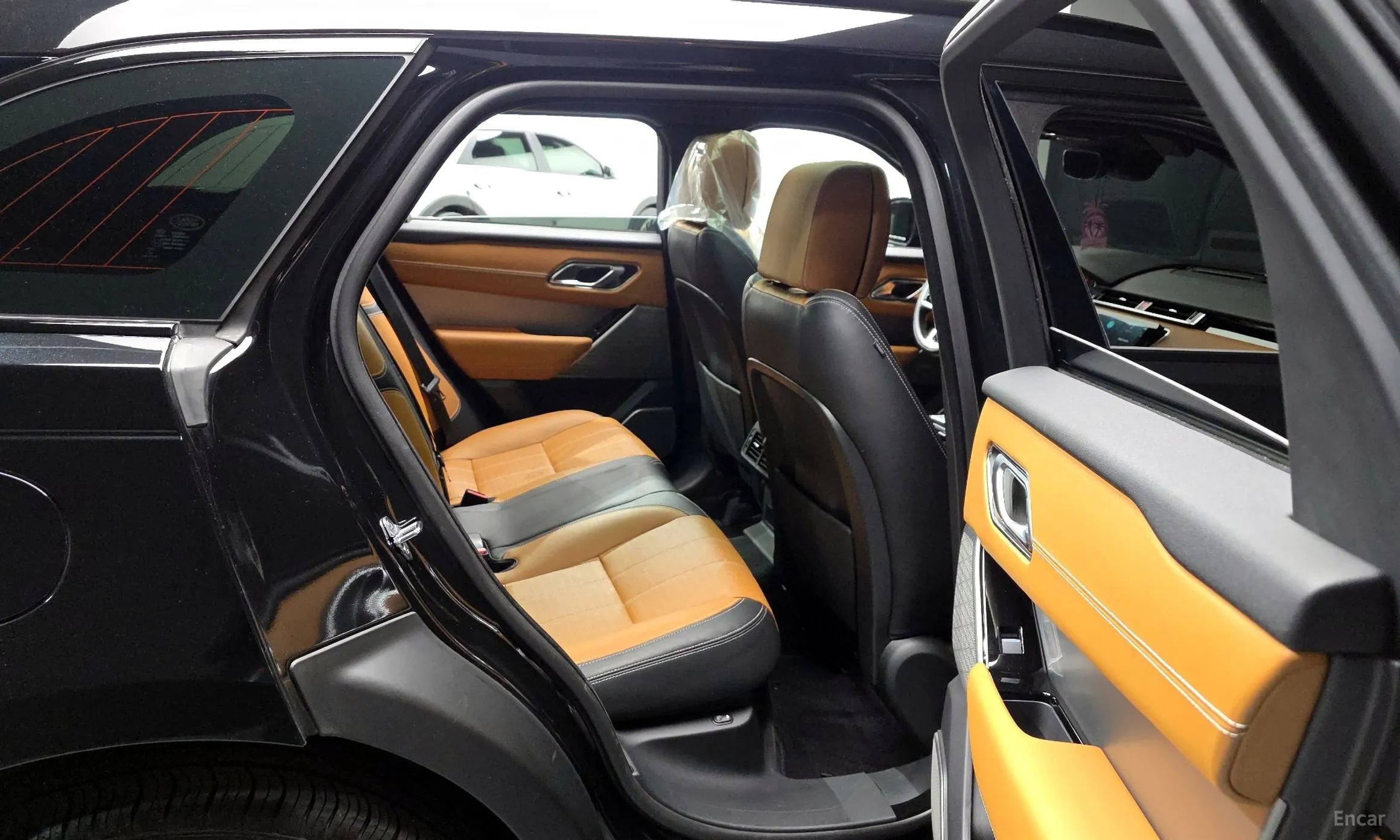 Land Rover Range Rover Bella превью 12