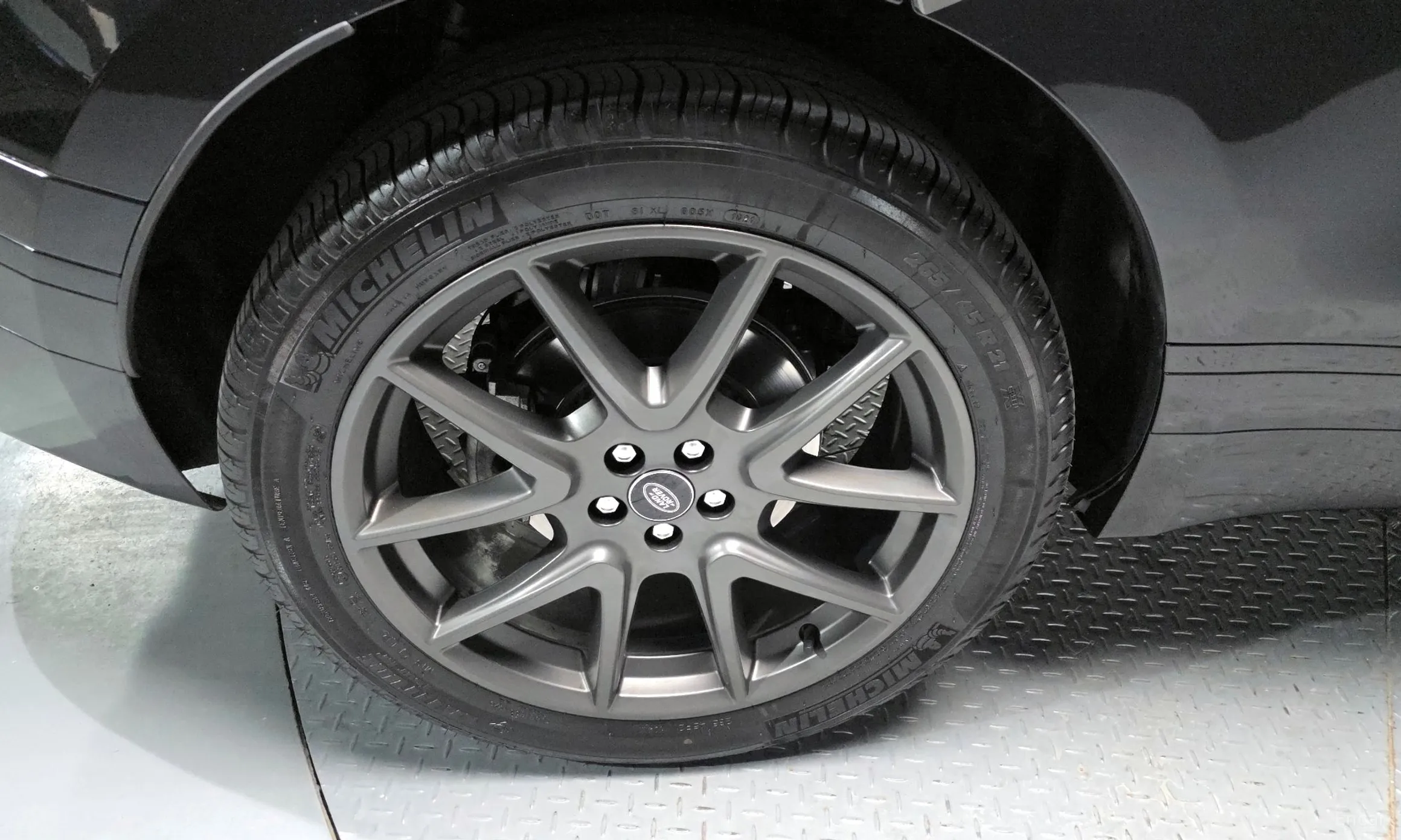 Land Rover Range Rover Bella превью 5