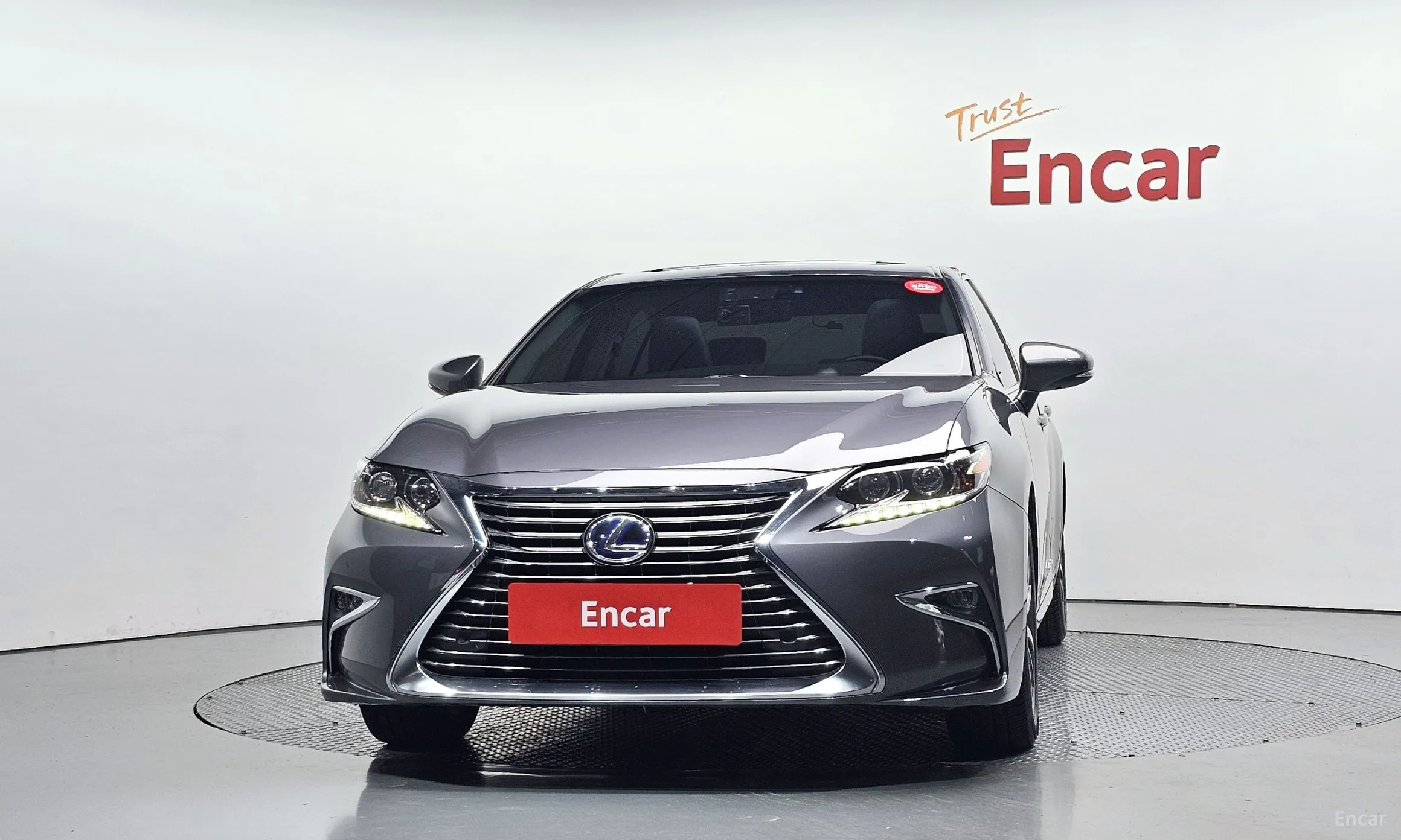 Lexus New ES300h превью 3