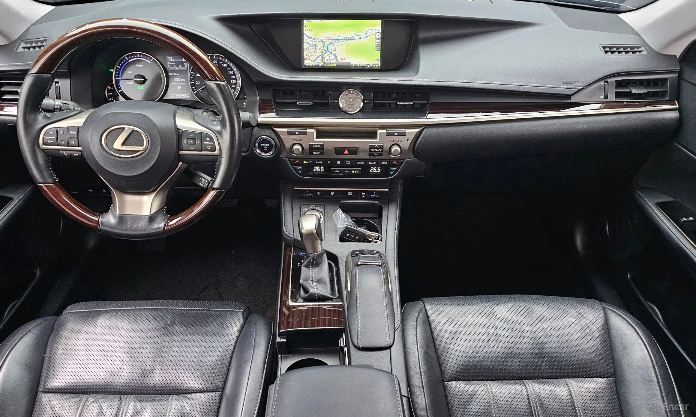 Lexus New ES300h превью 7