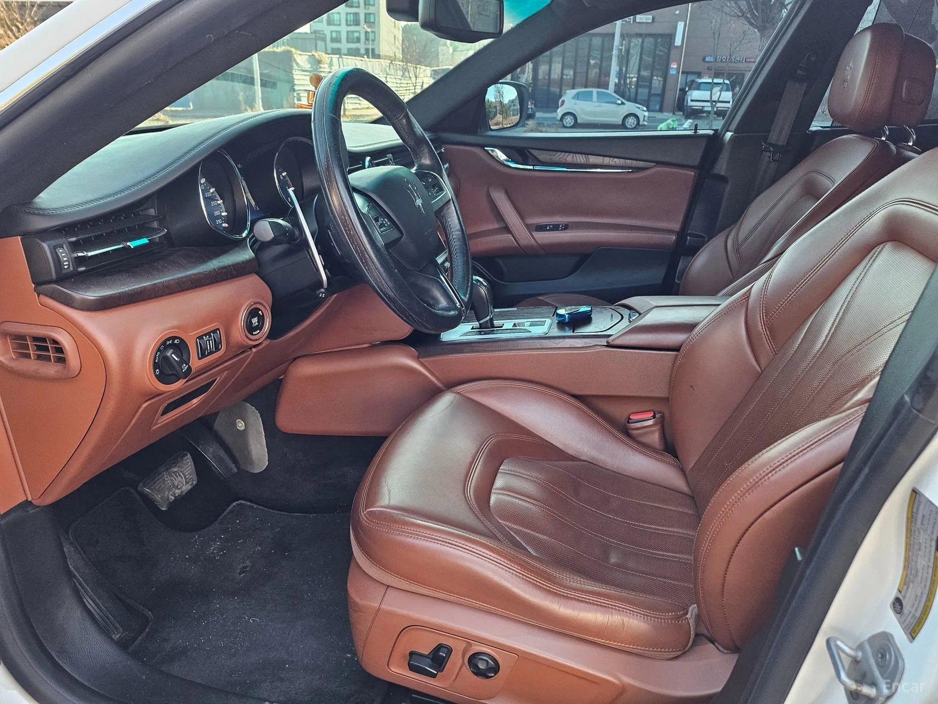 Maserati Quattroporte превью 11