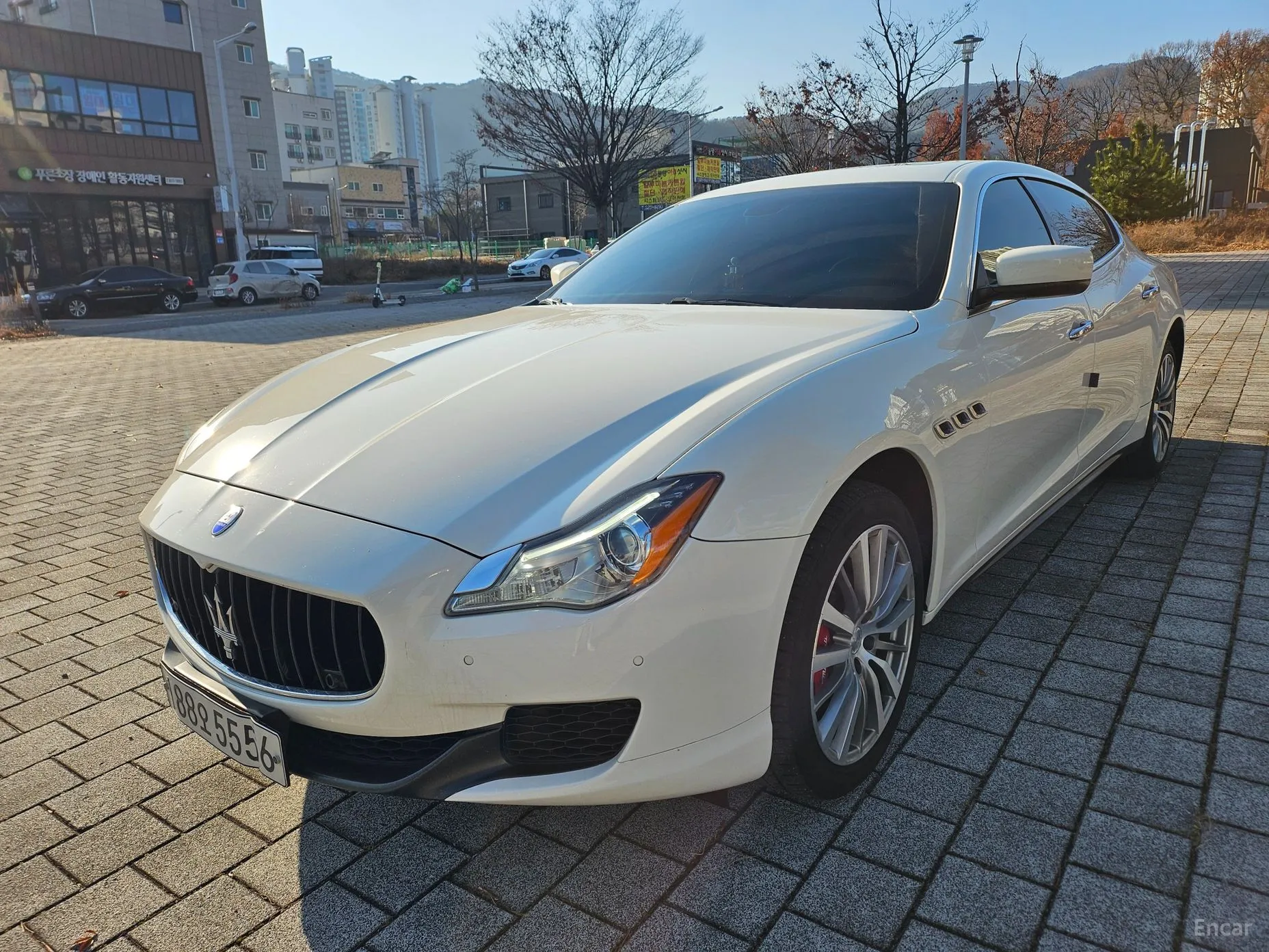 Maserati Quattroporte превью 2