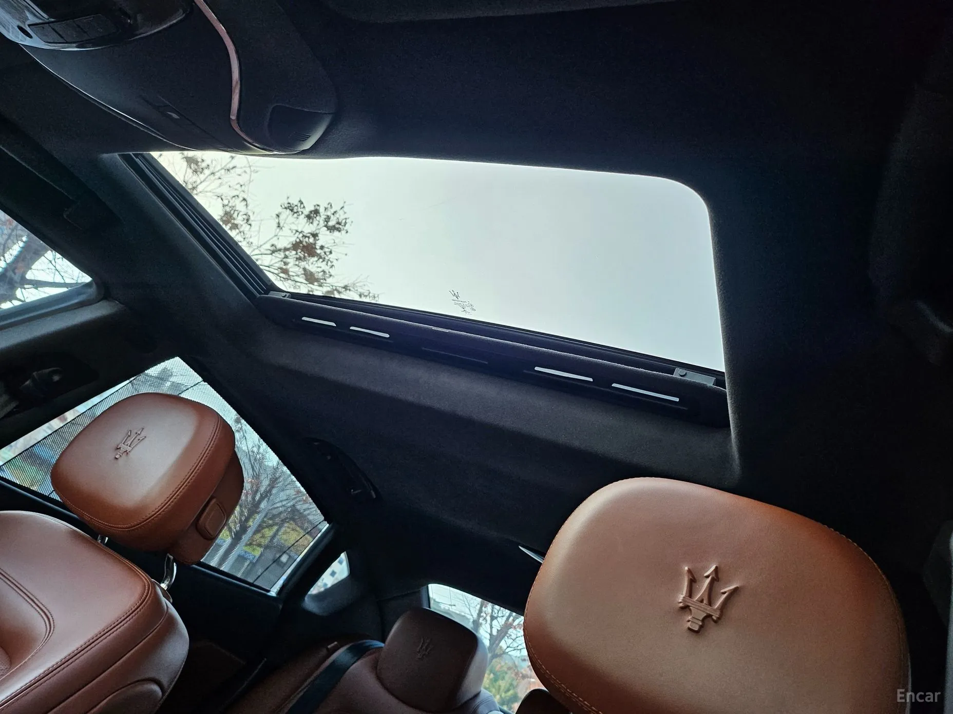 Maserati Quattroporte превью 20