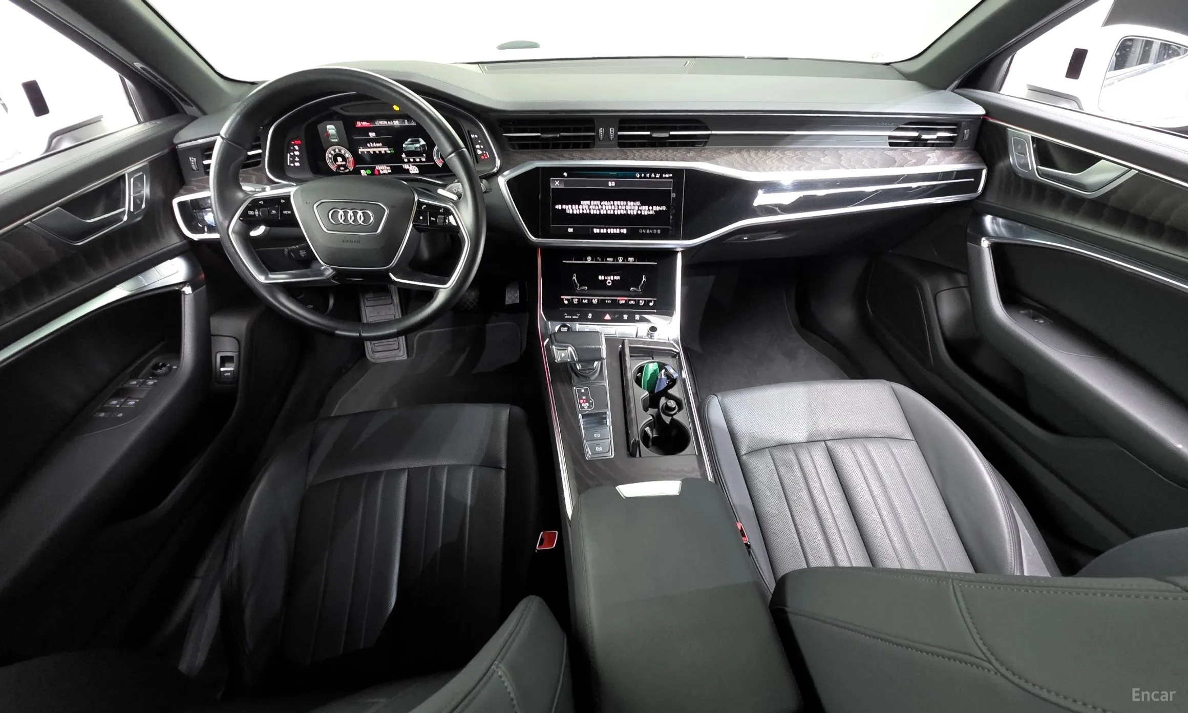 Audi A6 (C8) превью 7