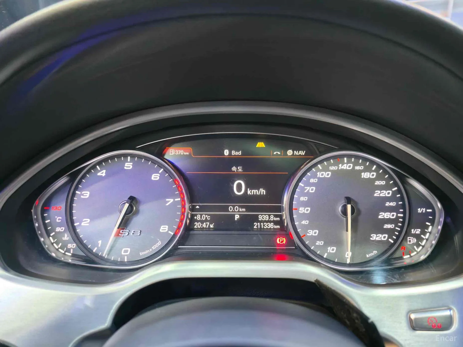 Audi S8 превью 8
