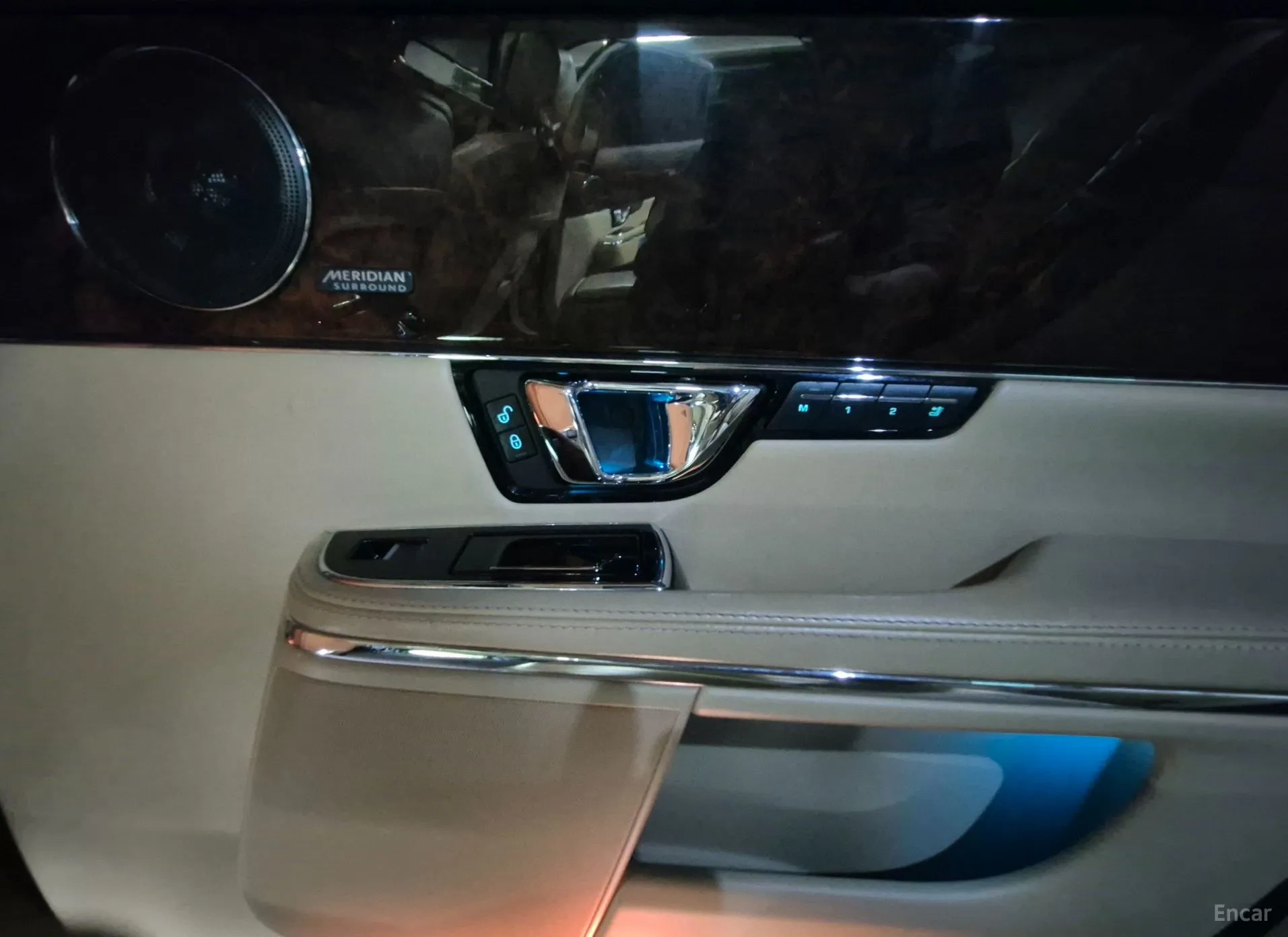 Jaguar All New XJ превью 19