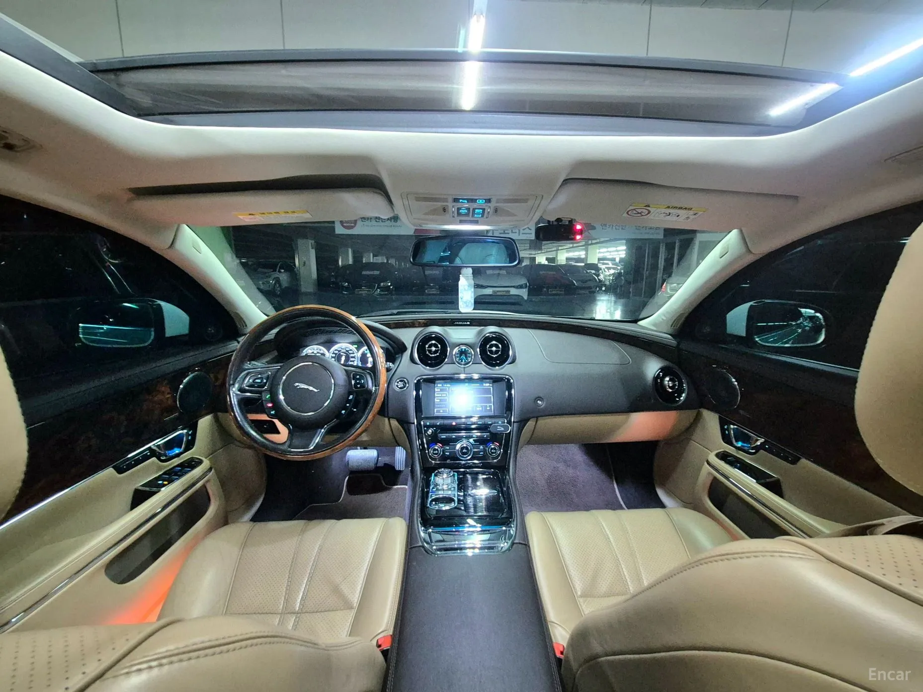 Jaguar All New XJ превью 6