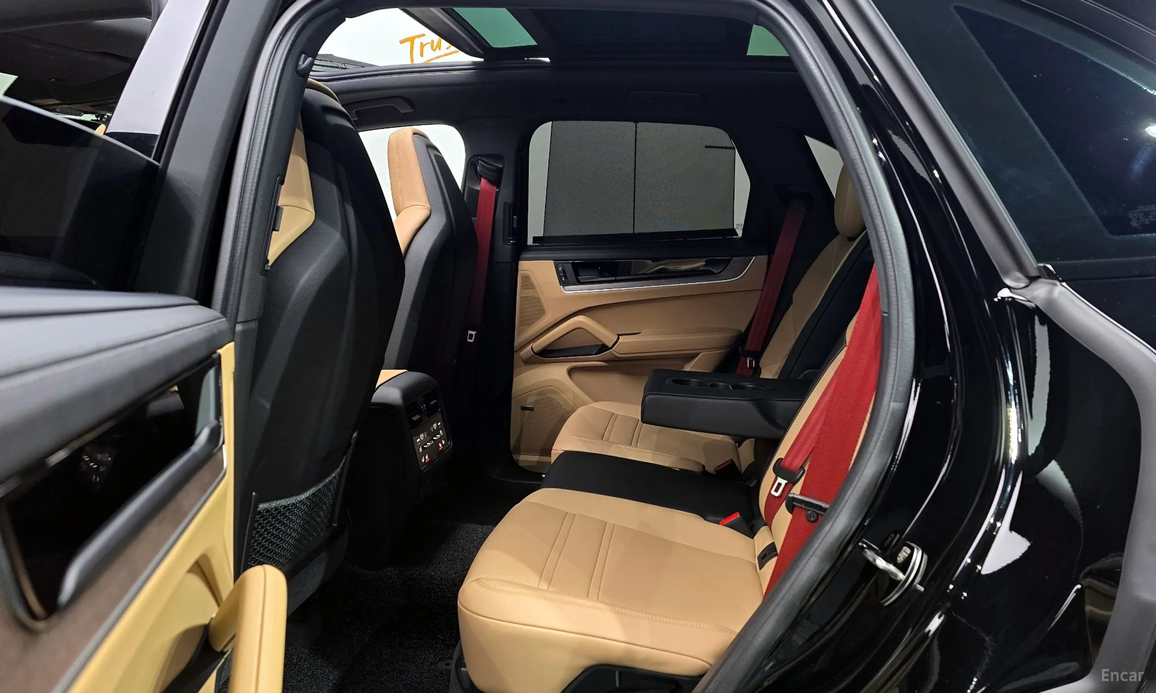 Porsche Cayenne (PO536) превью 12