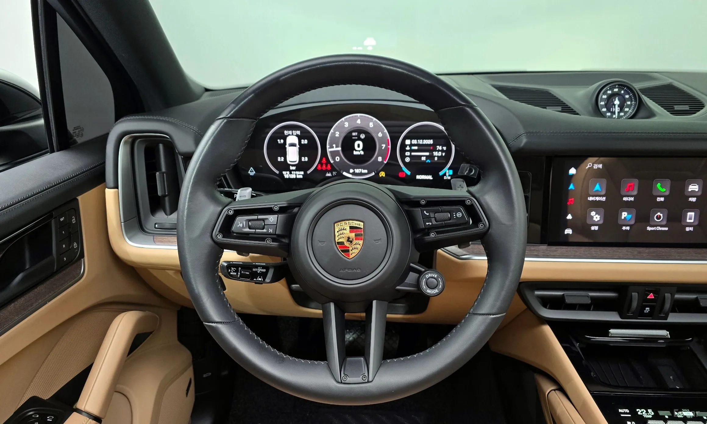 Porsche Cayenne (PO536) превью 13