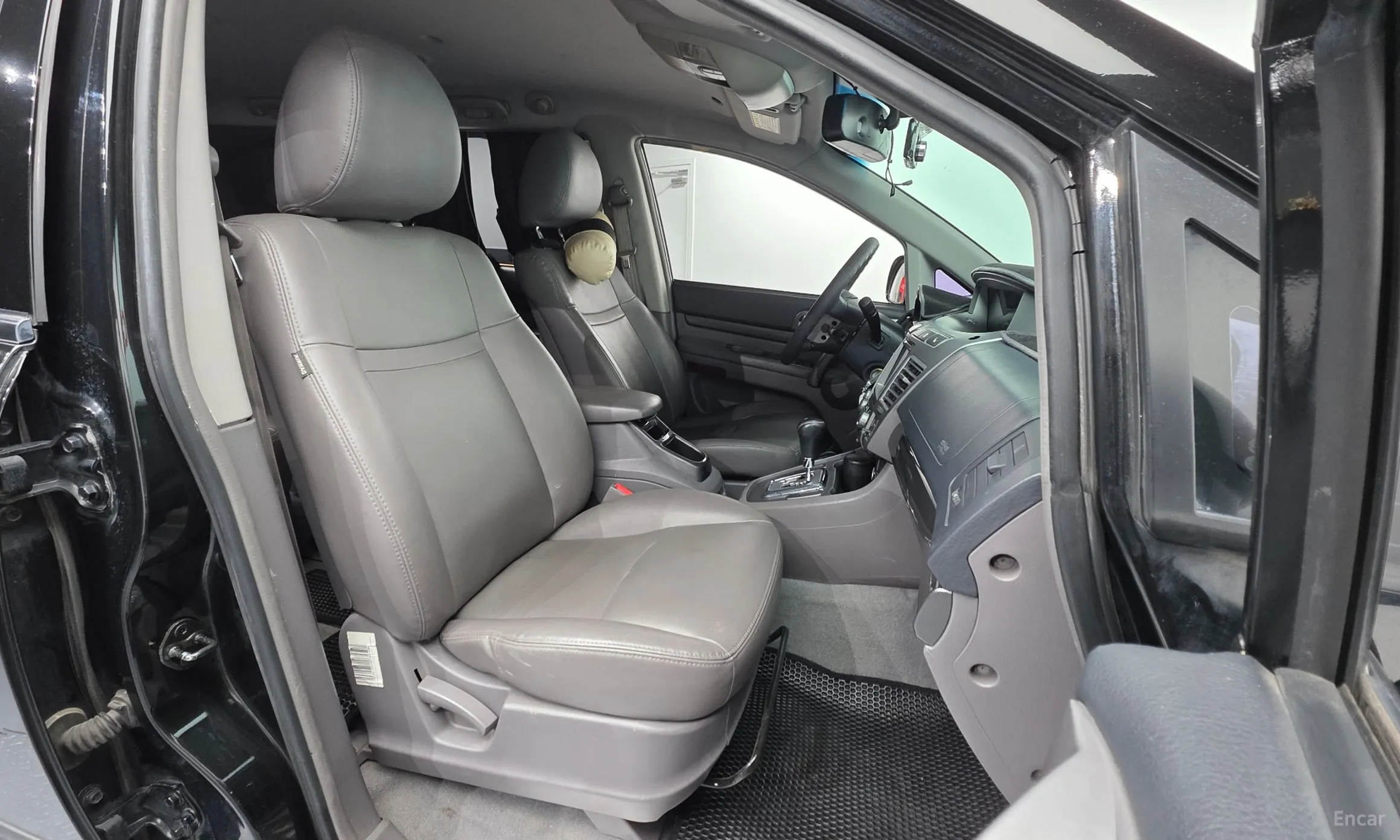 KG Mobility (SsangYong) Korando Turismo превью 10