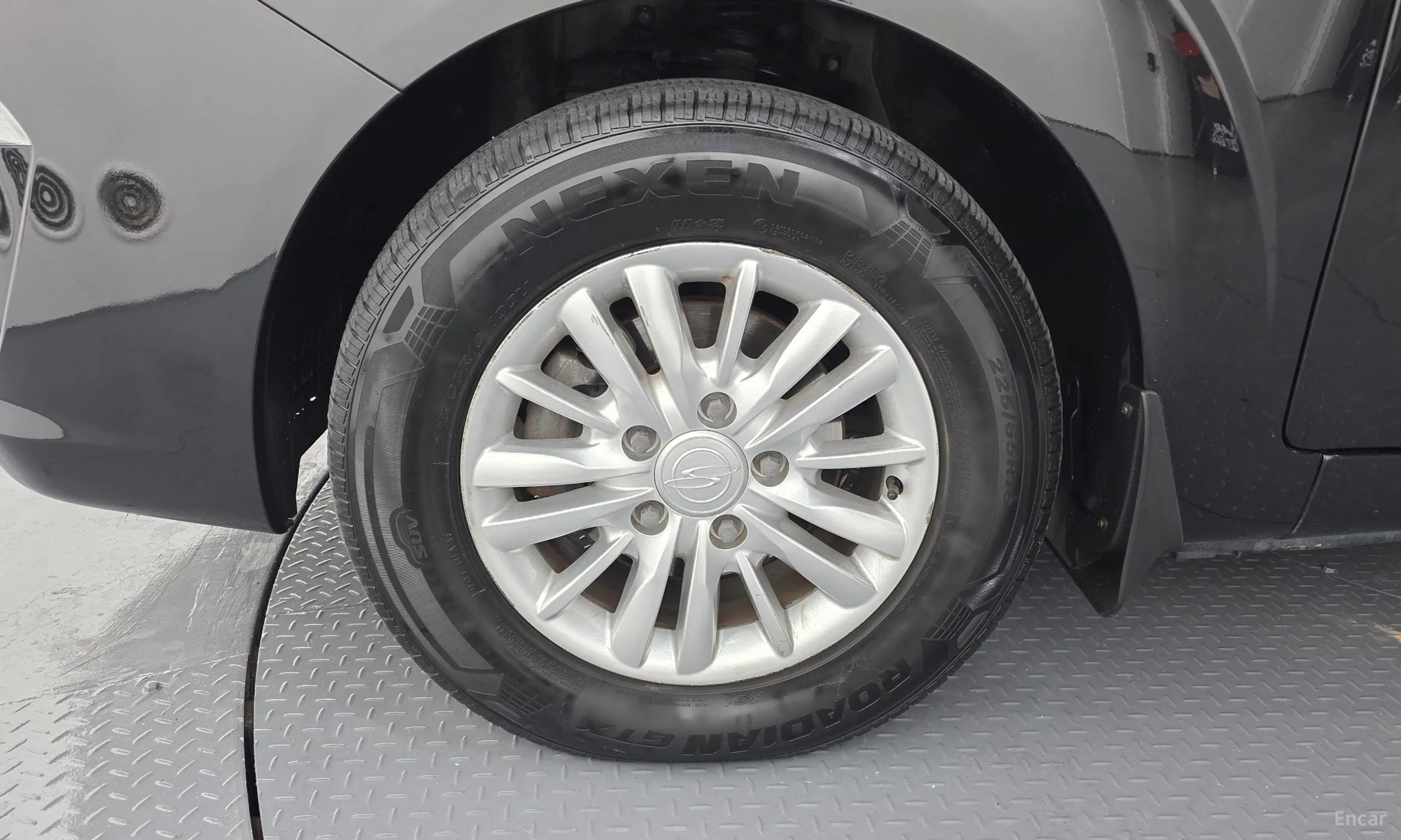 KG Mobility (SsangYong) Korando Turismo превью 5