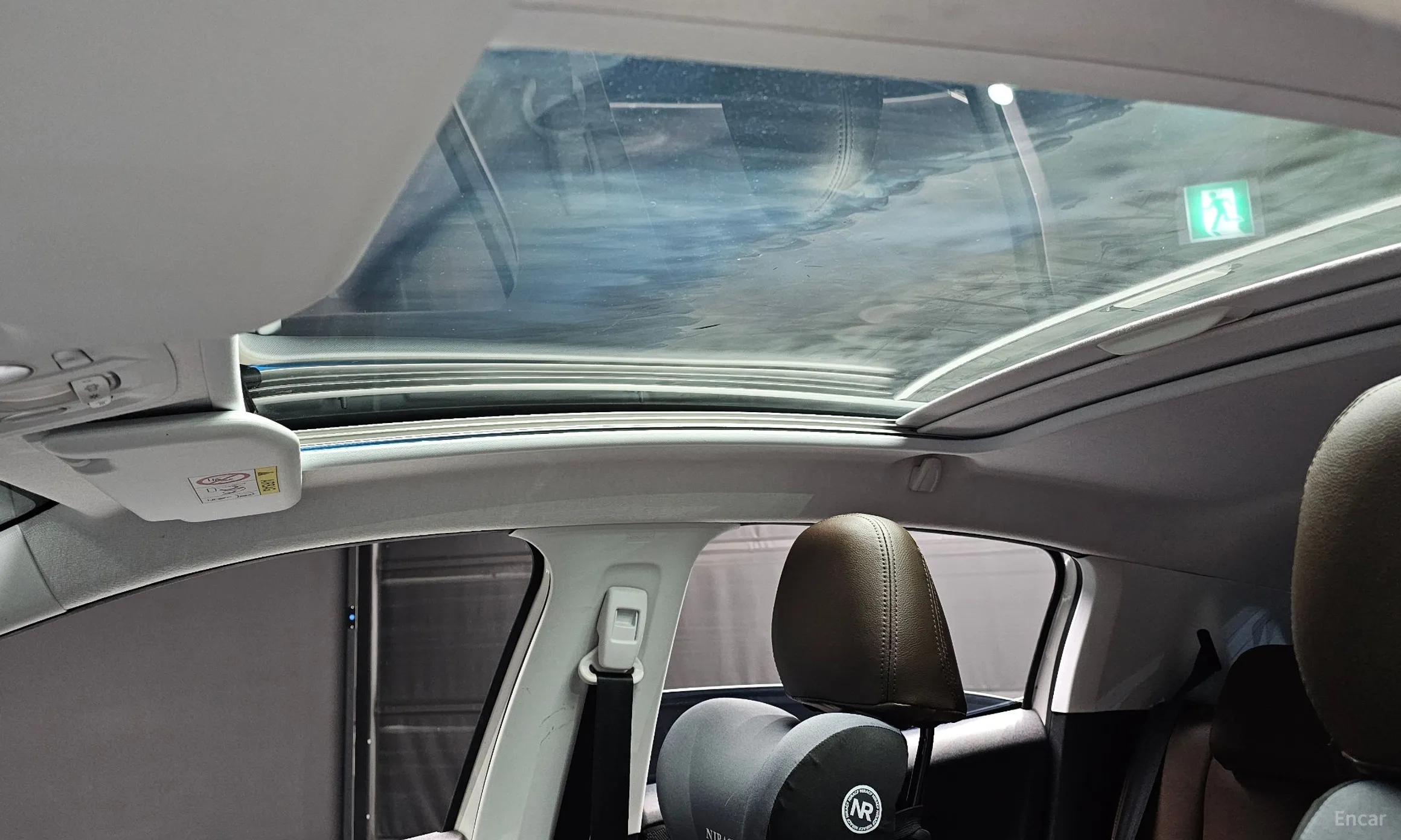 Peugeot 208 превью 16