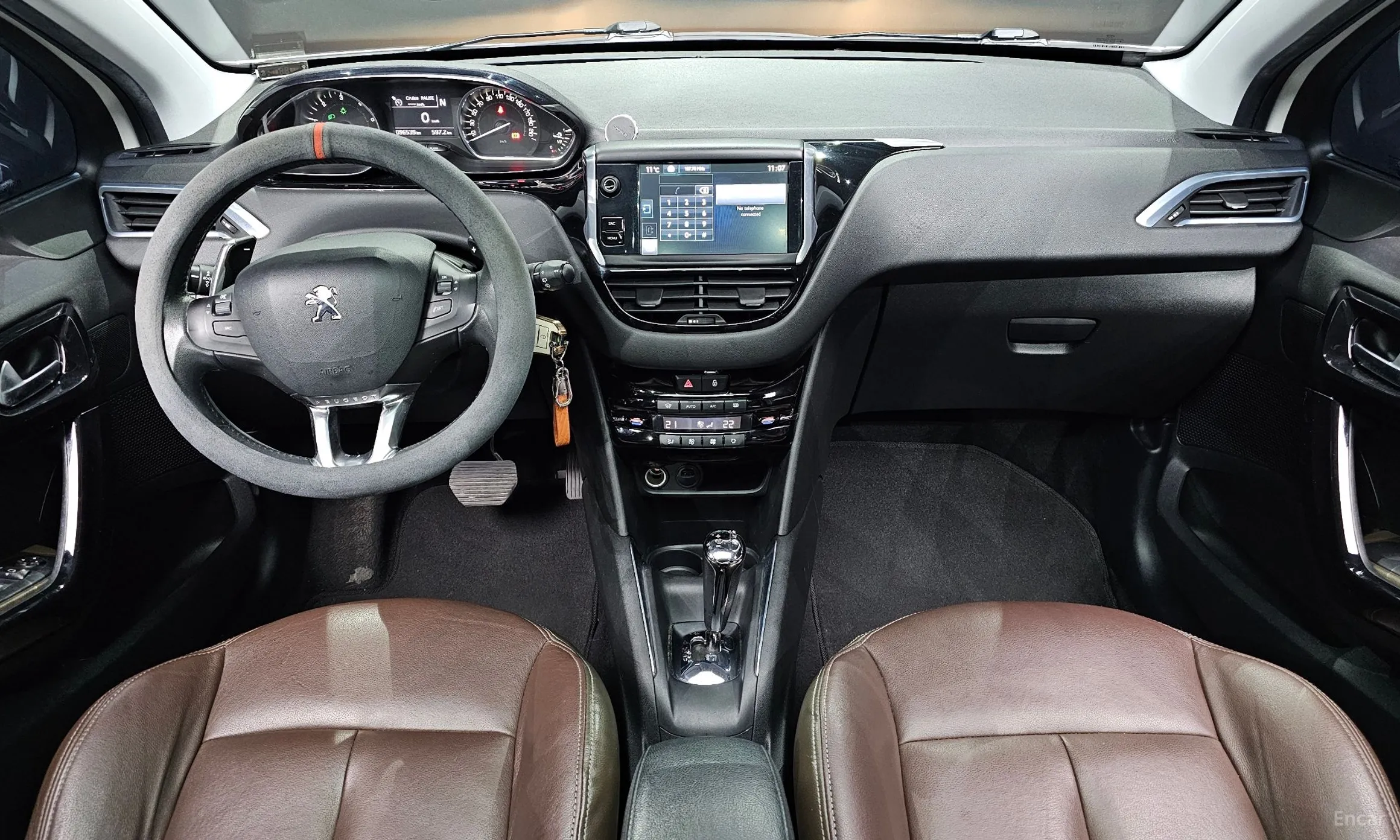 Peugeot 208 превью 7