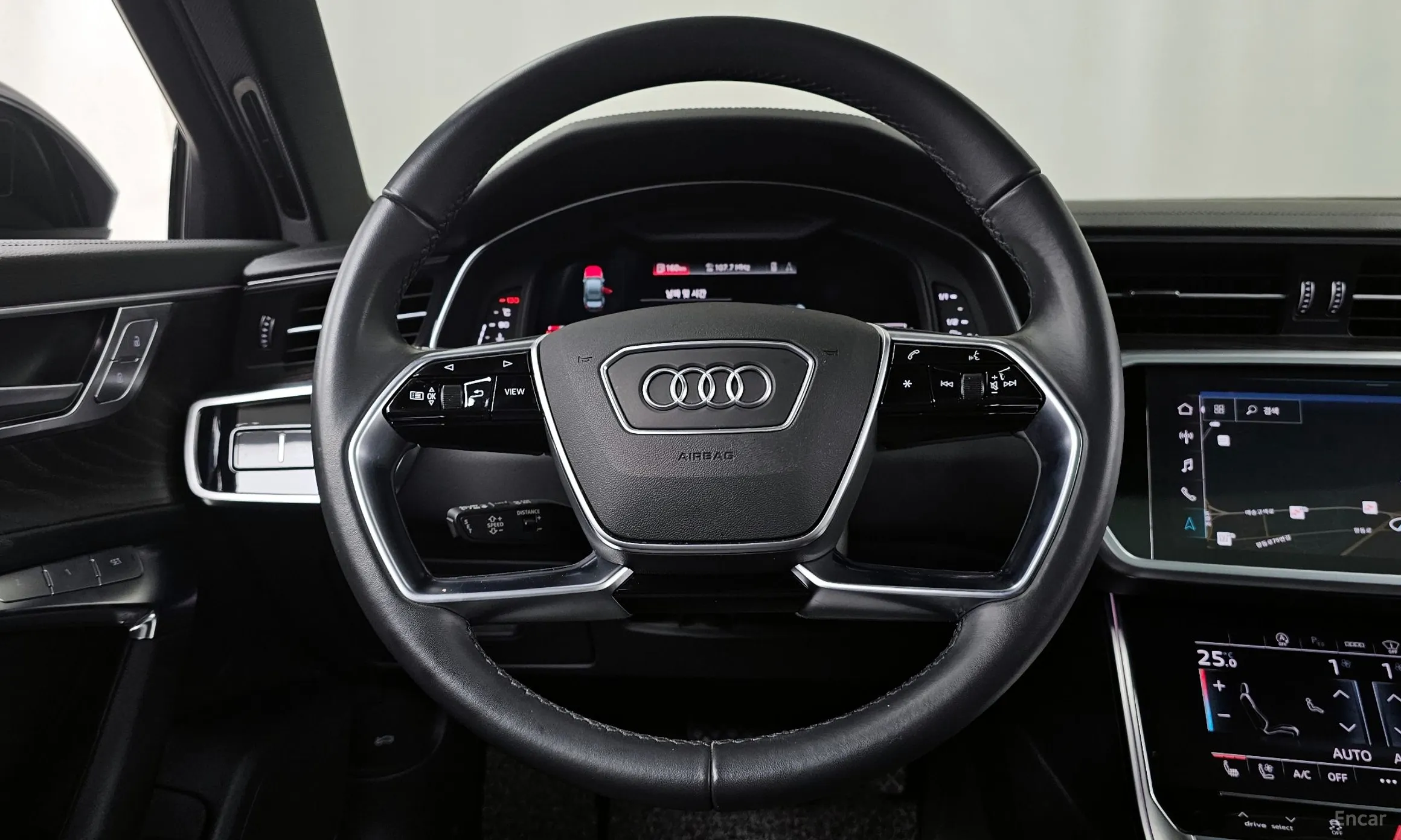 Audi A6 (C8) превью 13