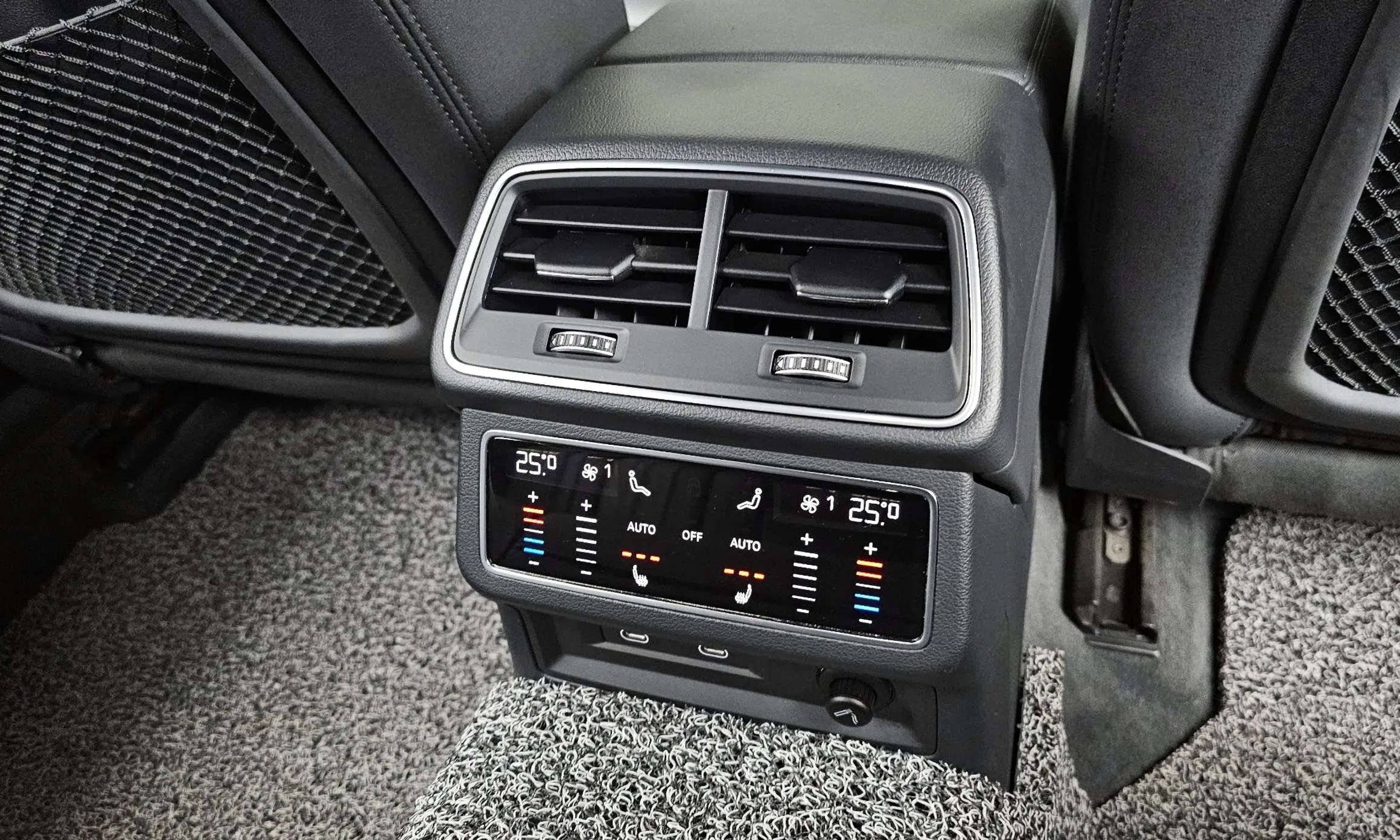 Audi A6 (C8) превью 19