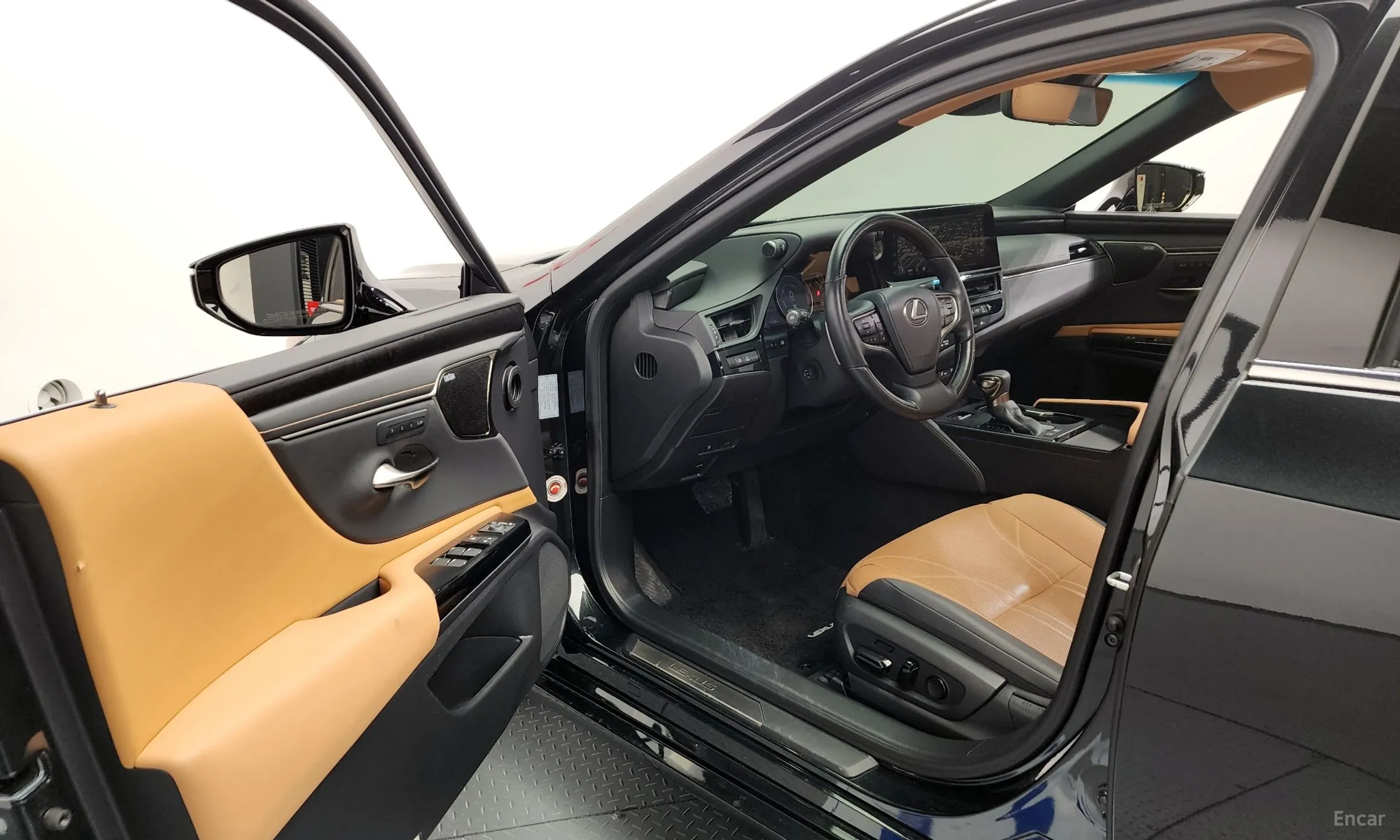 Lexus ES300h 7th Generation превью 10