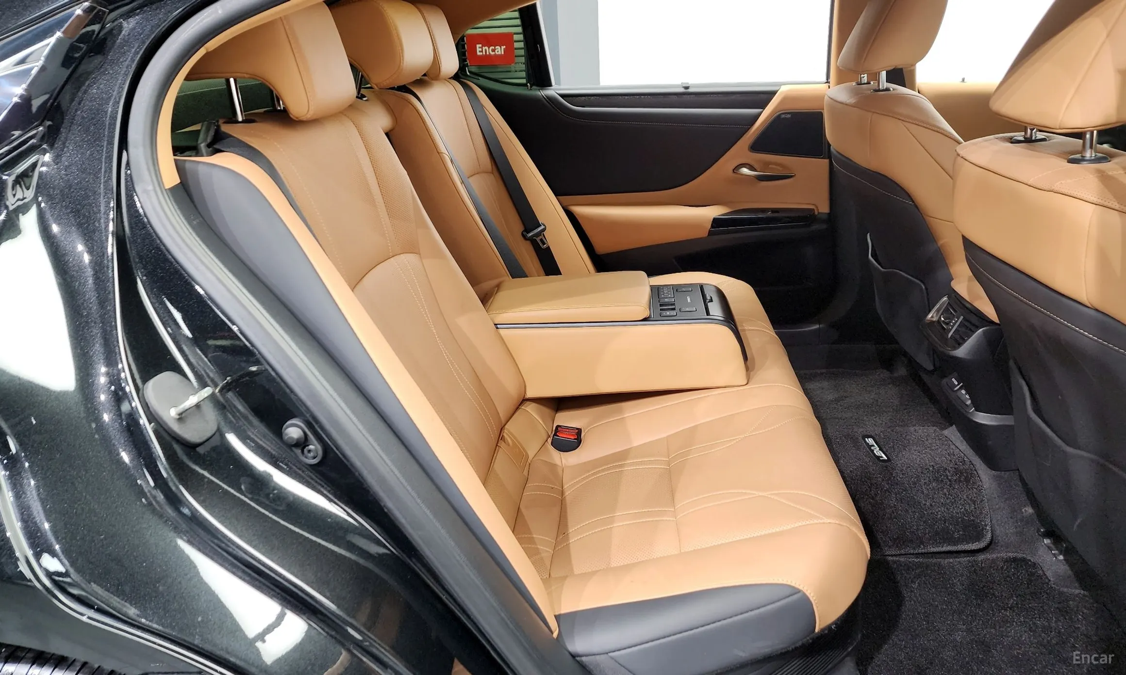 Lexus ES300h 7th Generation превью 12