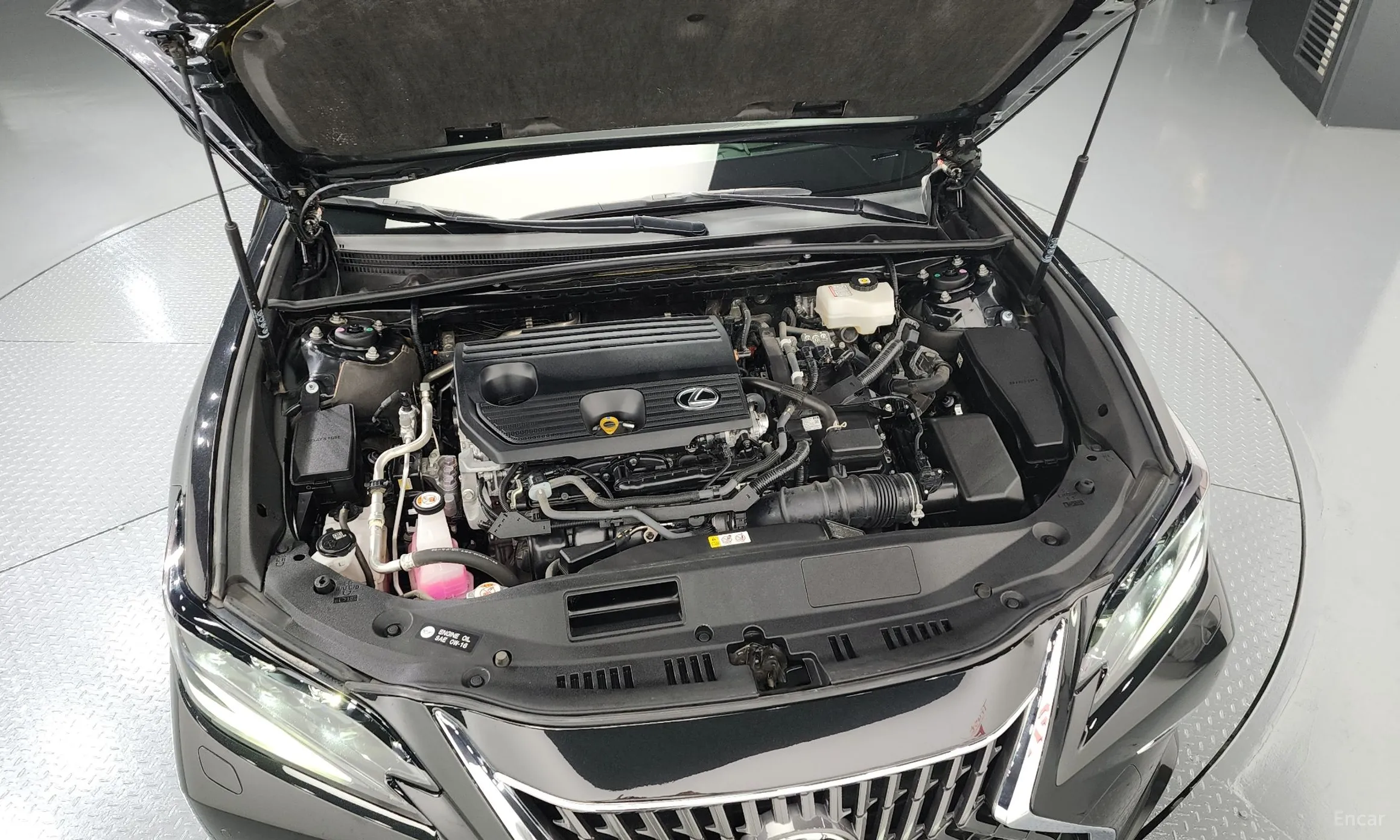 Lexus ES300h 7th Generation превью 6