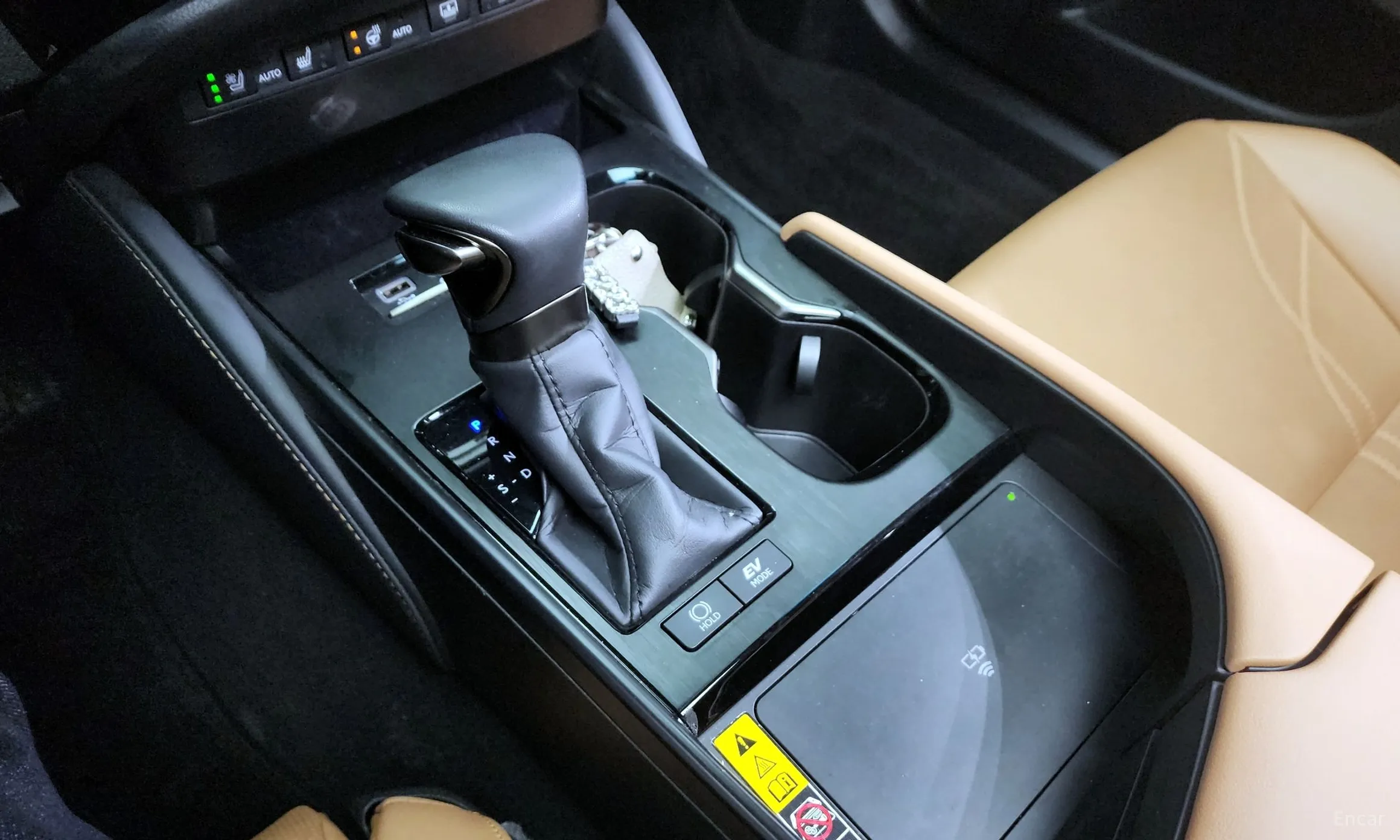 Lexus ES300h 7th Generation превью 9