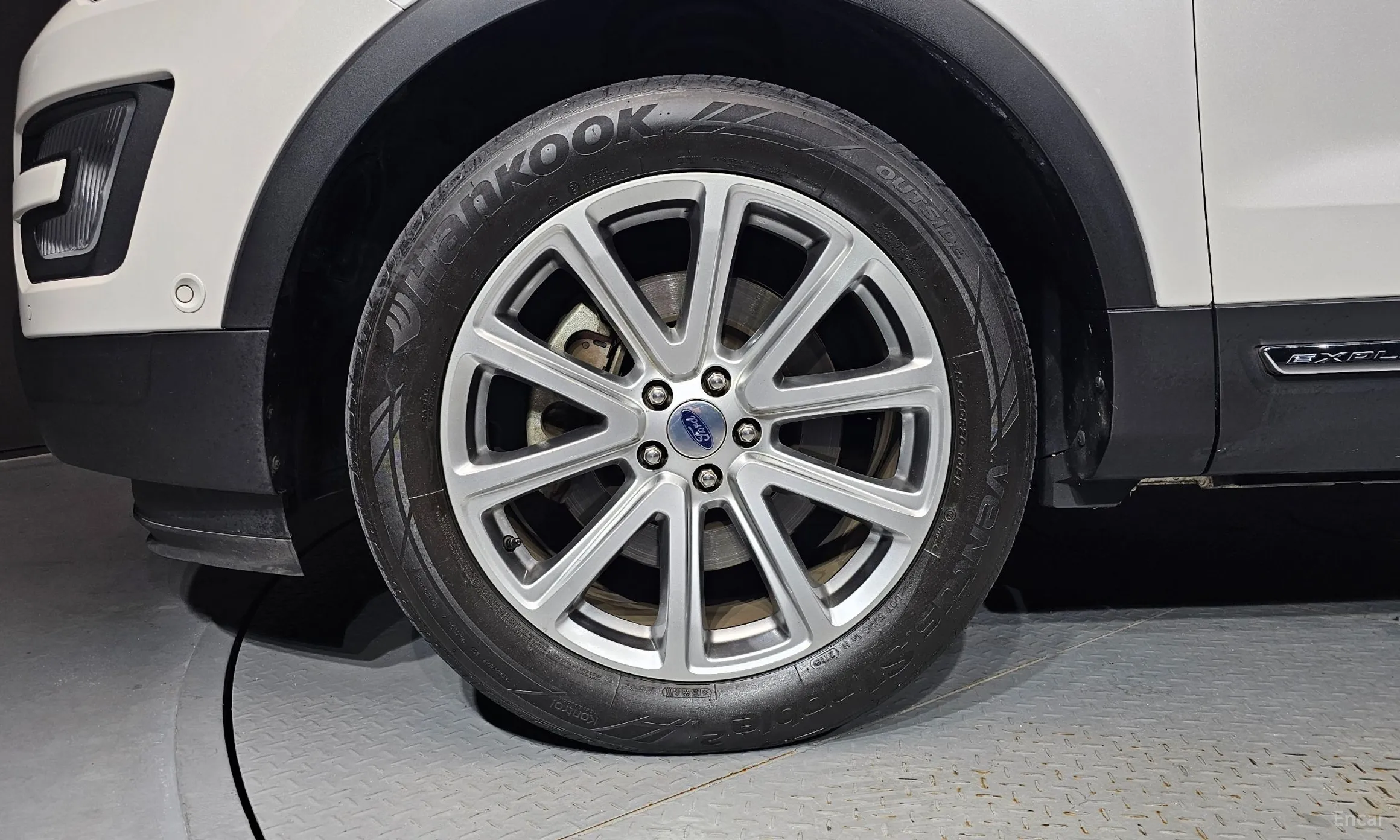 Ford Explorer превью 5