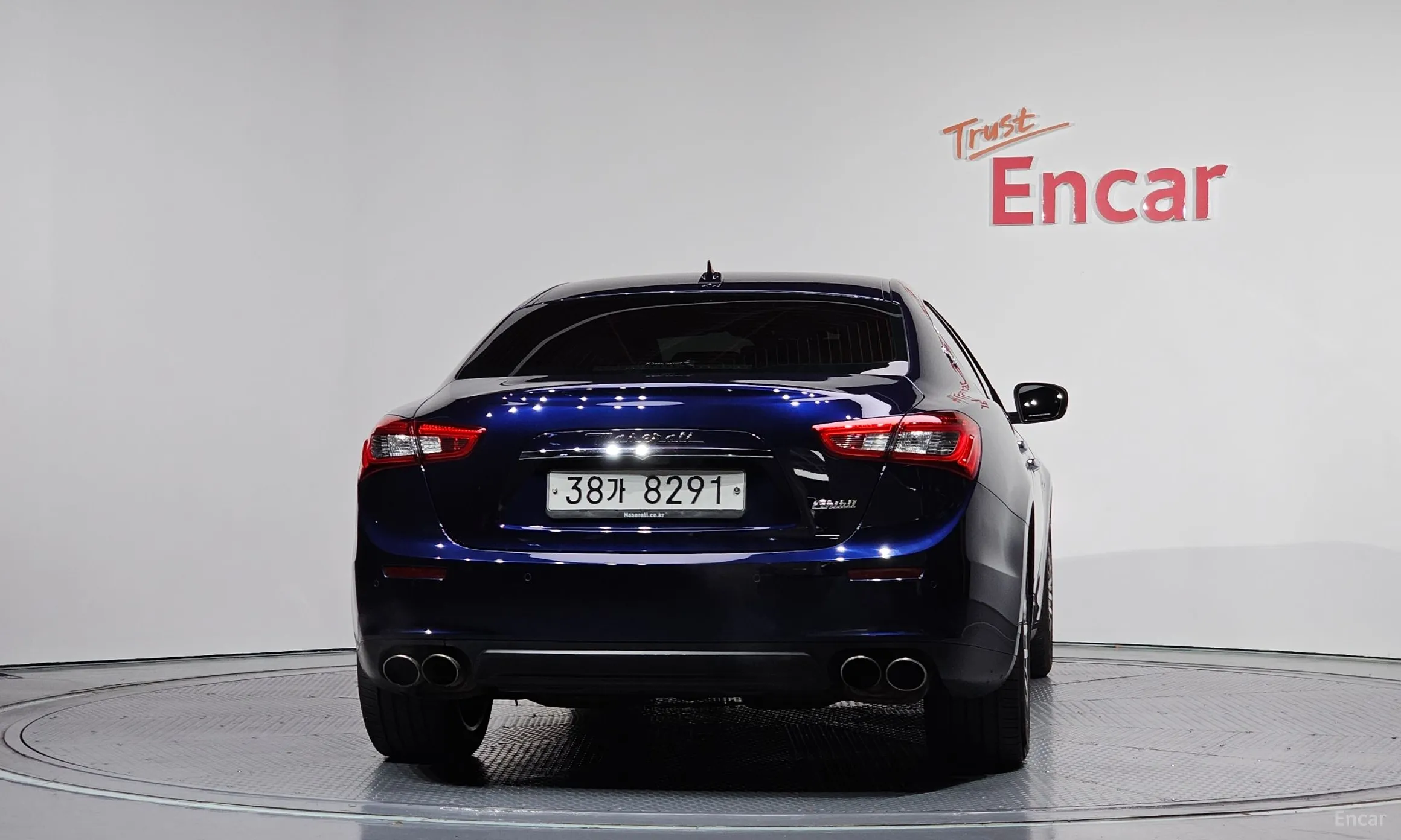 Maserati Ghibli превью 4